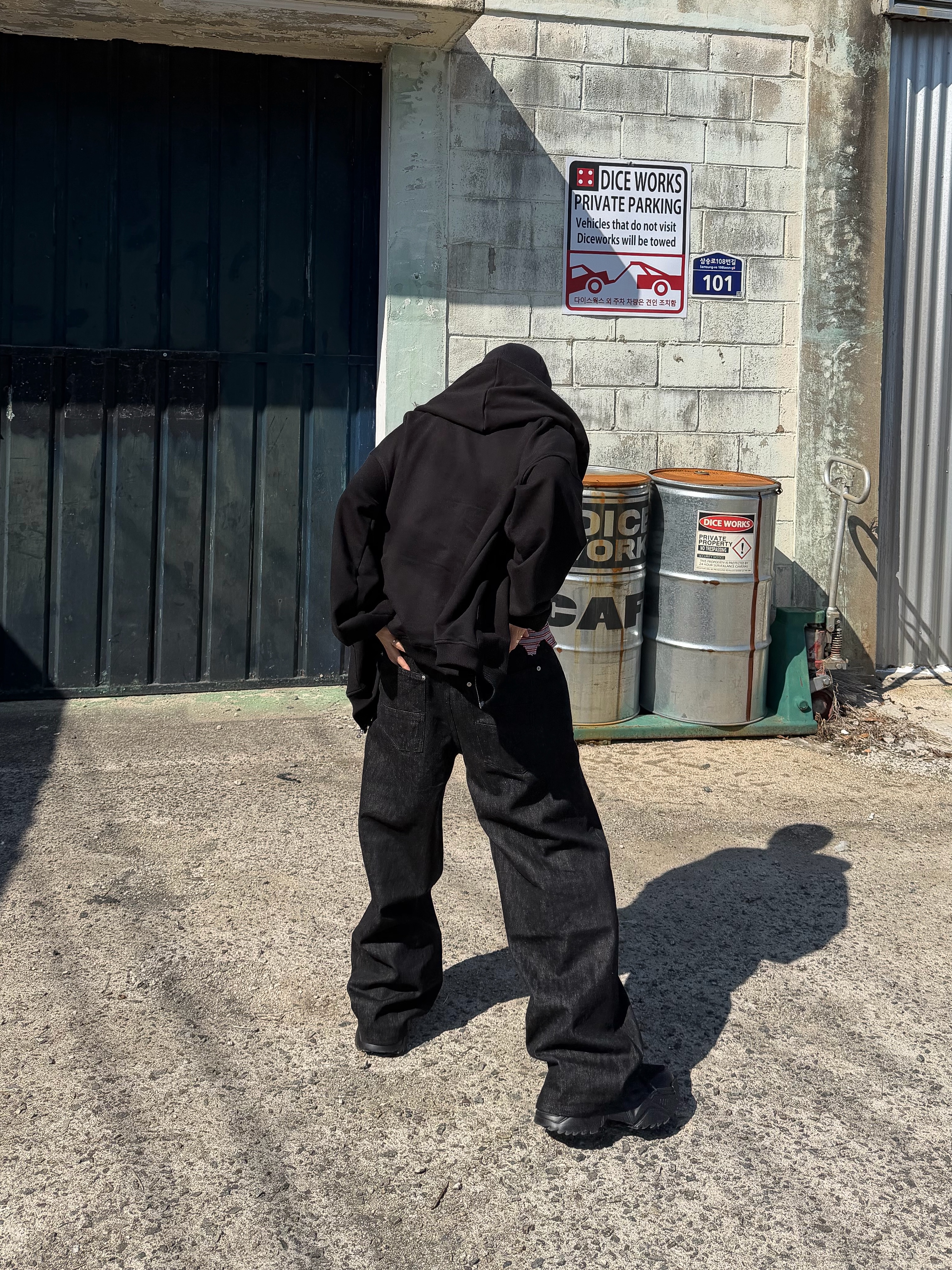 Hono Report H Boucle Hooded Zip-up Red Patch, Farfromwhat Far Selvedge Wide Jeans 착용 스타일 - 6