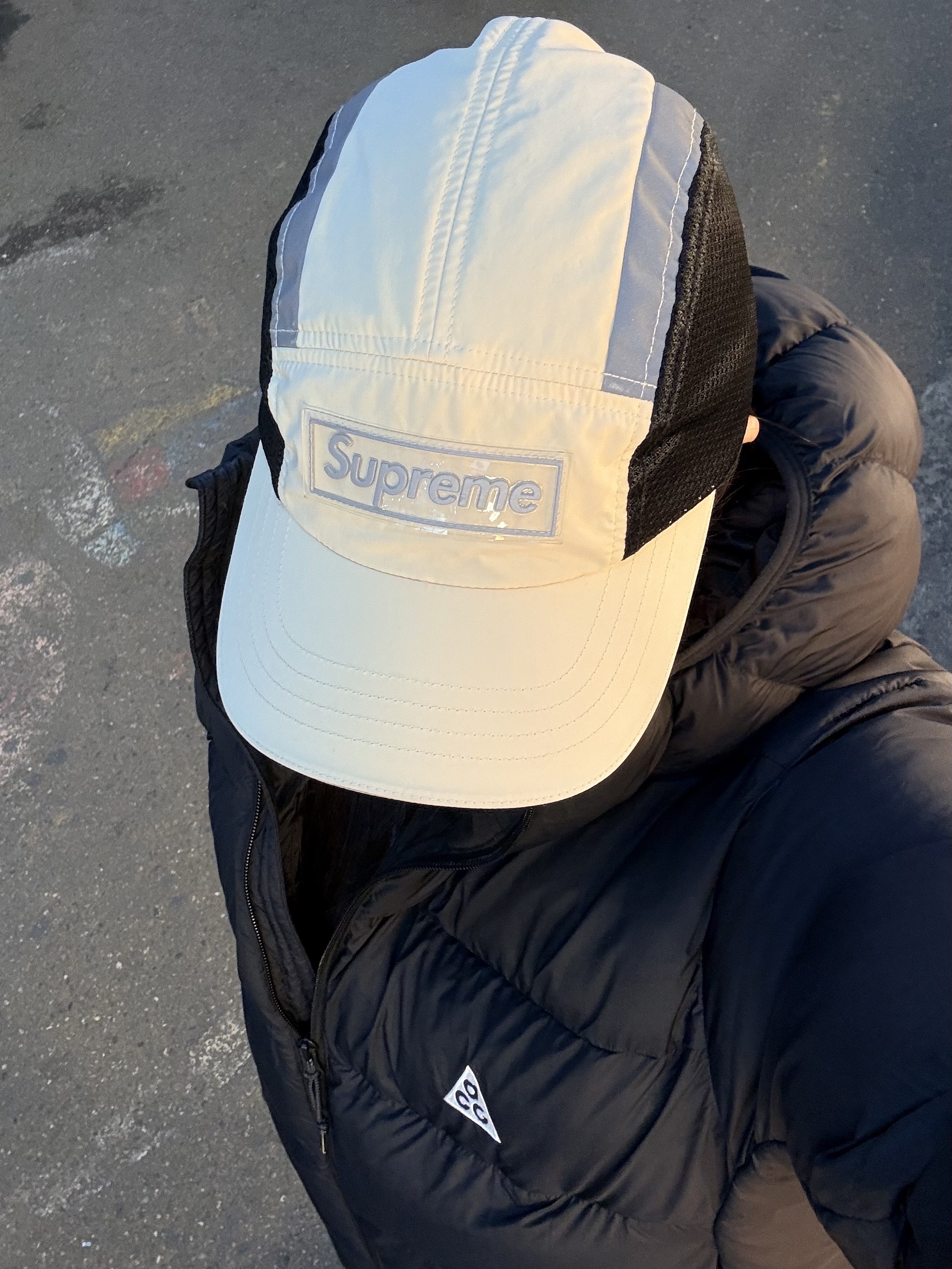 Supreme Side Mesh Camp Cap Cream - 25SS, (W) Nike ACG Lunar Lake Primaloft Therma-Fit ADV Loose Hooded Jacket Black Summit White - Asia 착용 스타일