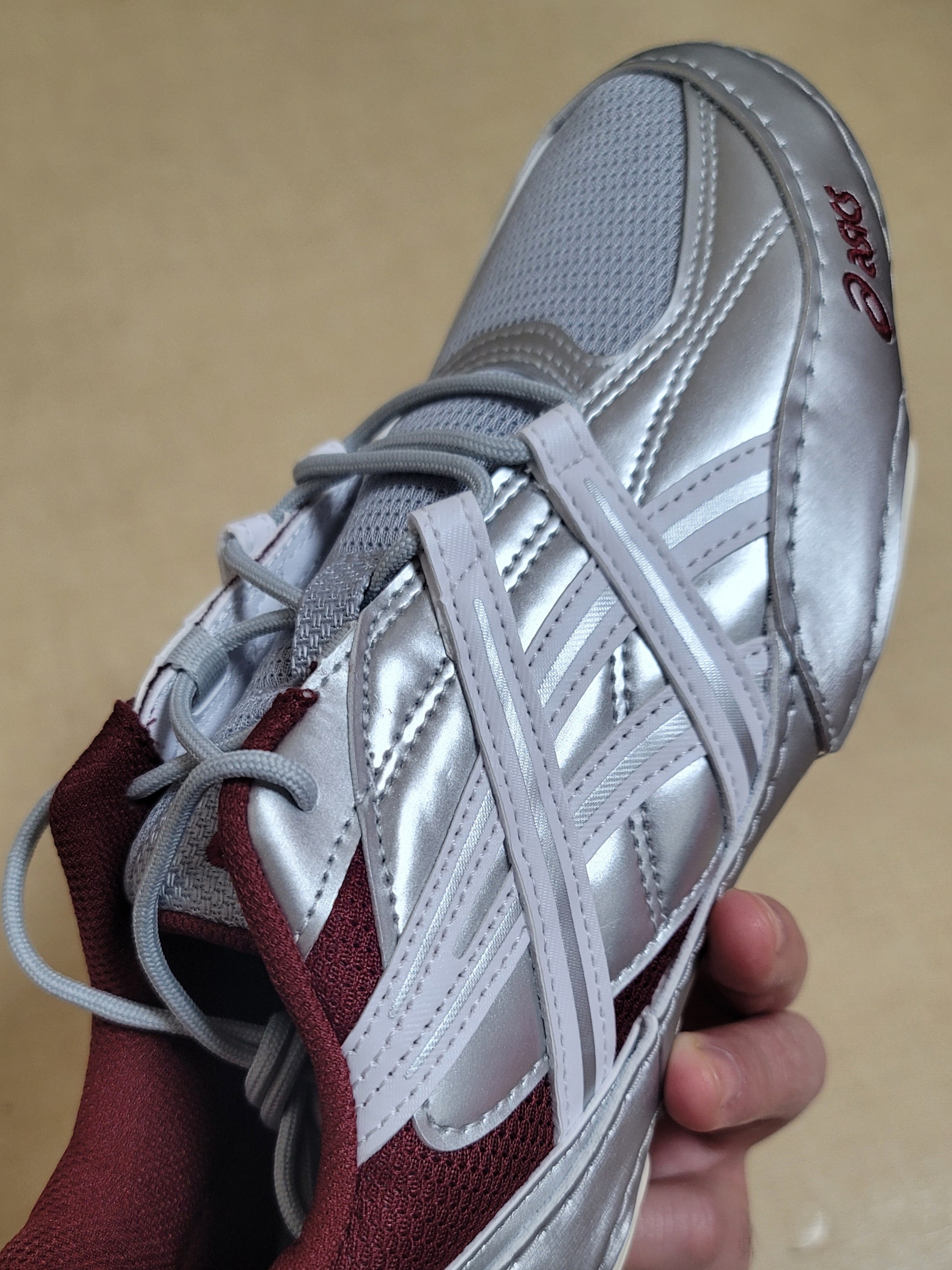 Asics Hypersync Piedmont Grey Pure Silver 착용 스타일
