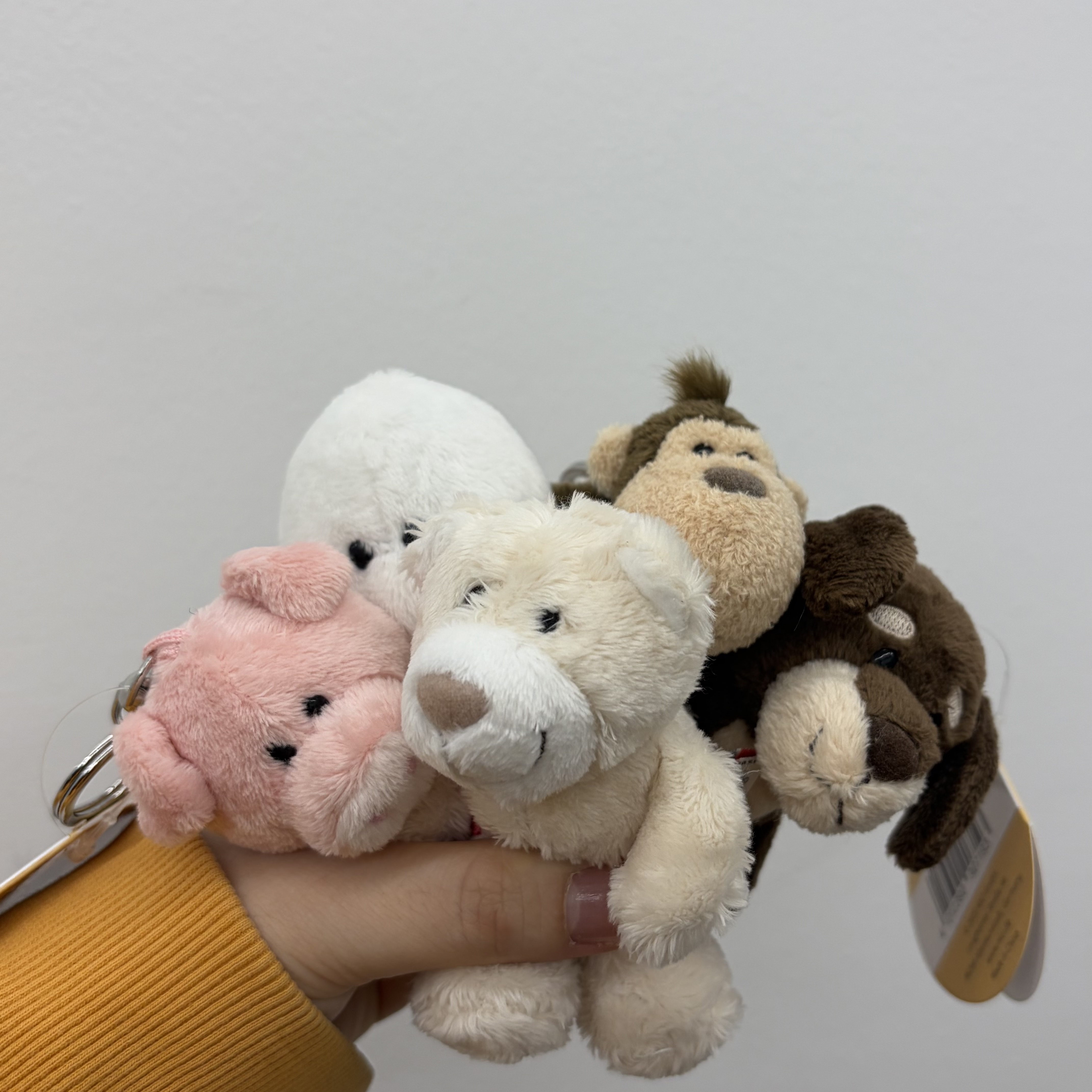 [KREAM 단독] NICI 10cm Dachshund Maro BB, [KREAM 단독] NICI 8cm Japanese Symbol BB 착용 스타일 - 1