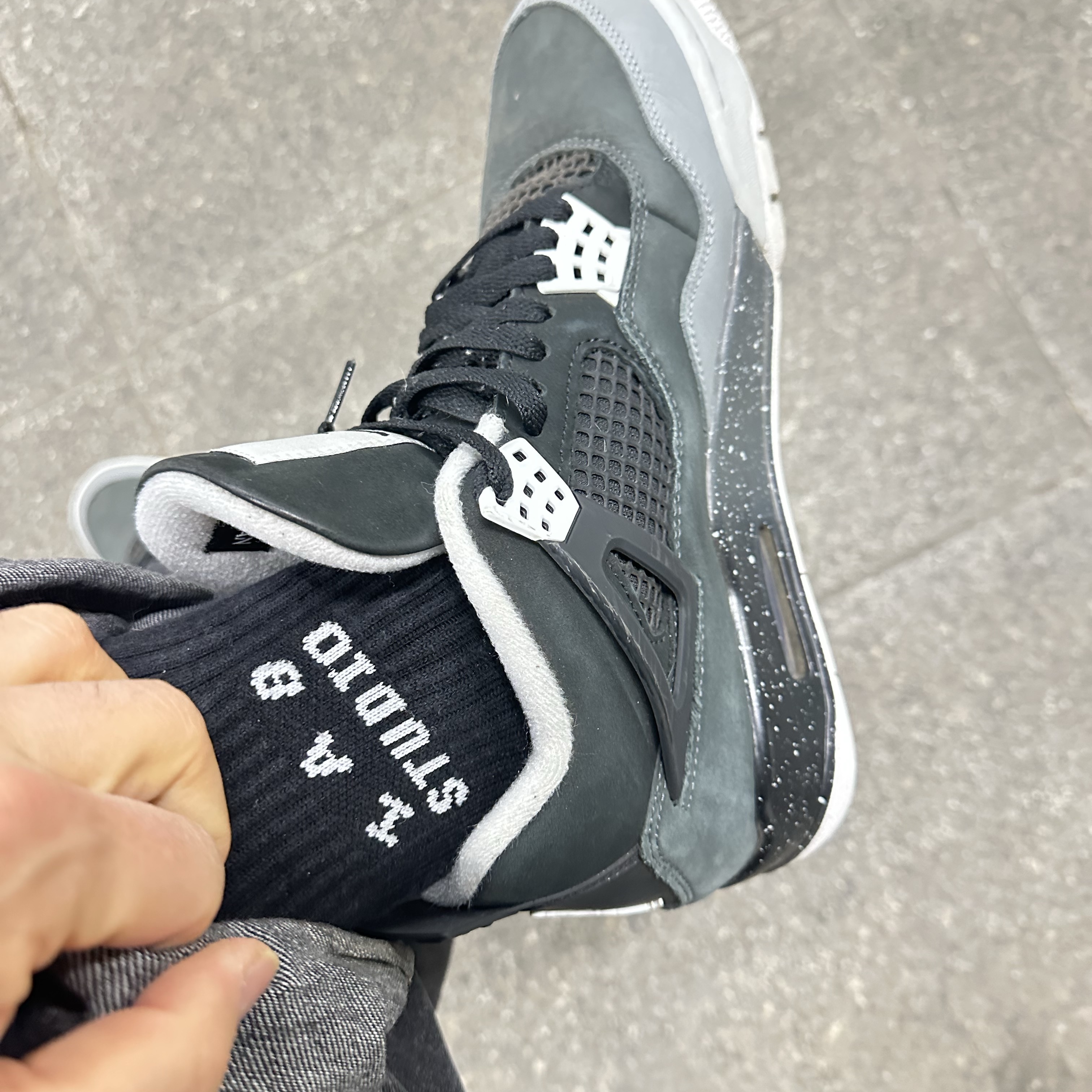 Jordan 4 Retro Fear 2024 착용 스타일