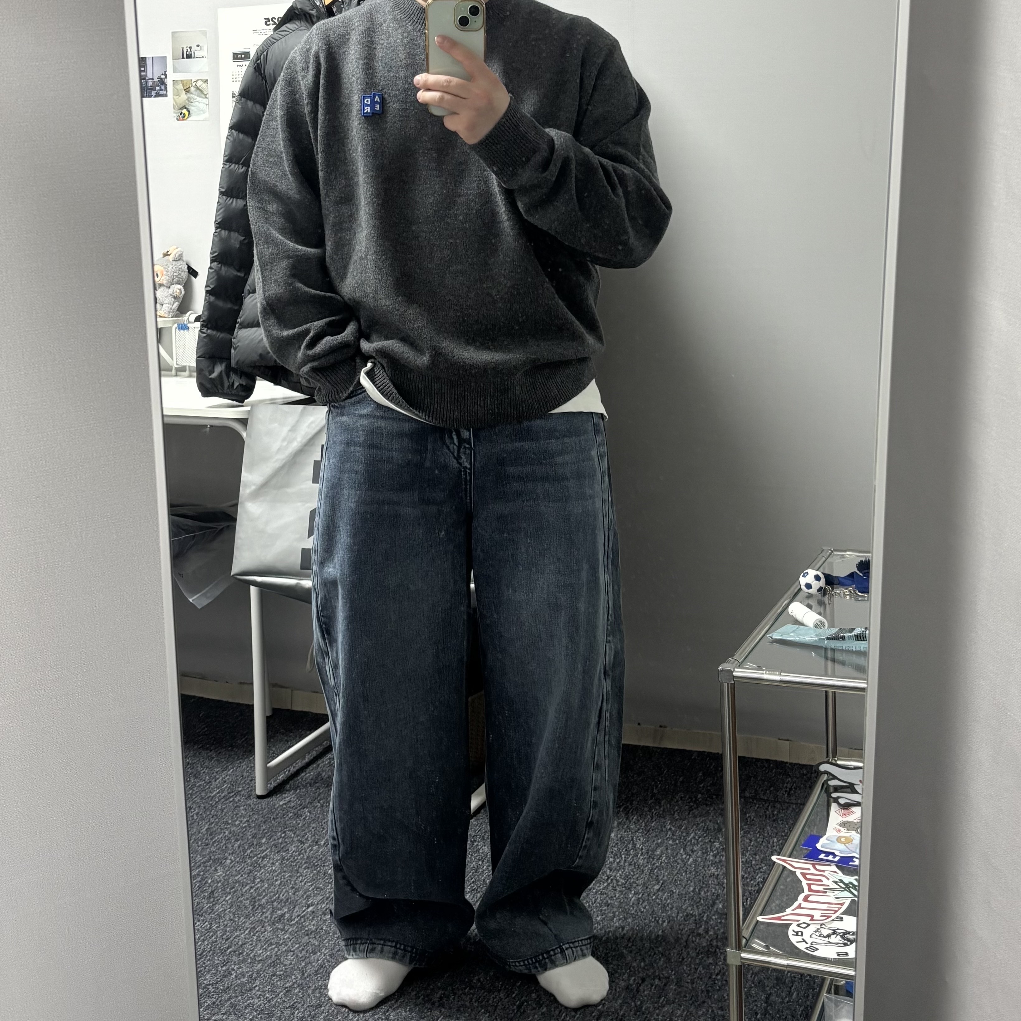Ader Error Sig; TRS Tag Knit 01 Charcoal 착용 스타일