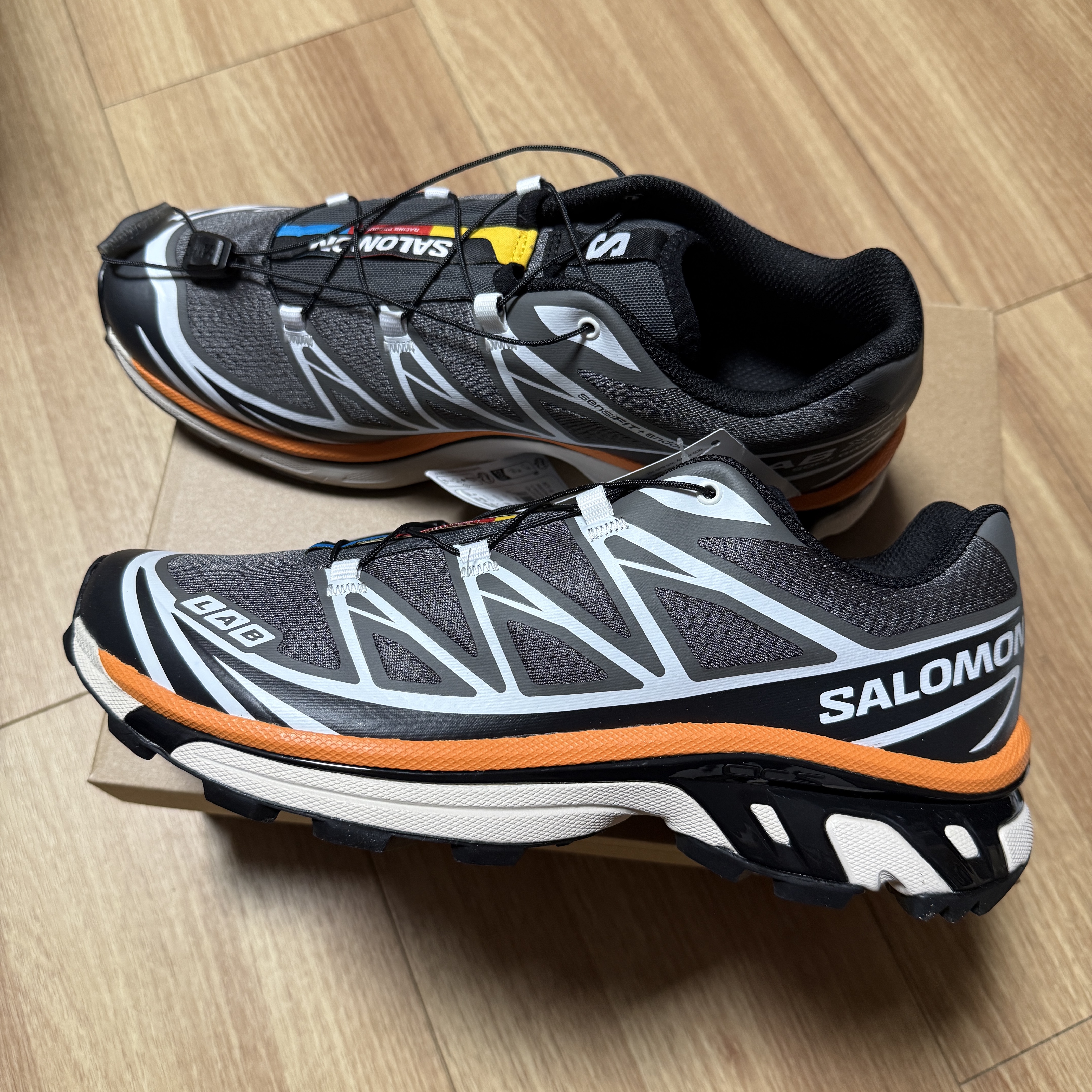 Salomon XT-6 Pewter Black 착용 스타일 - 1
