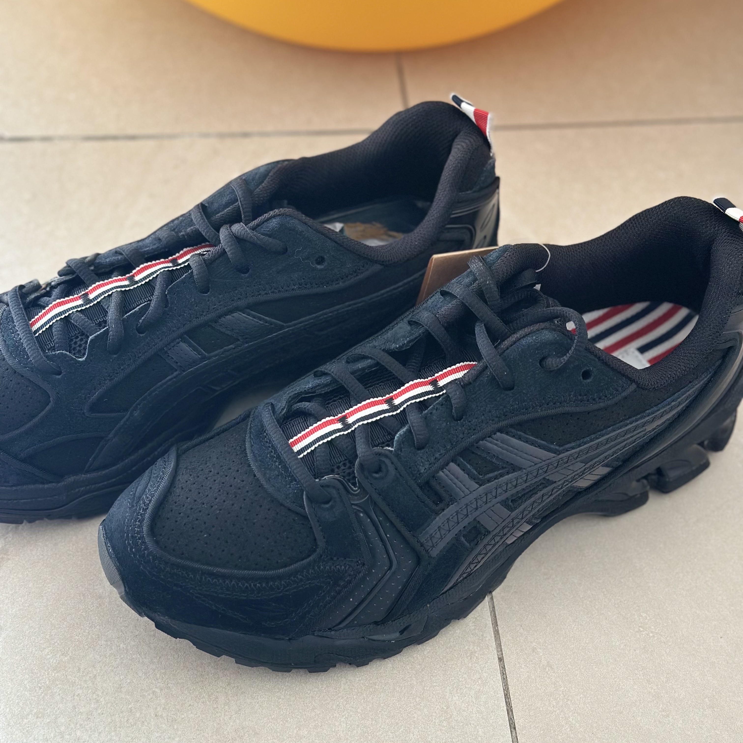 Asics x Thom Browne Gel-Kayano 14 Black 착용 스타일