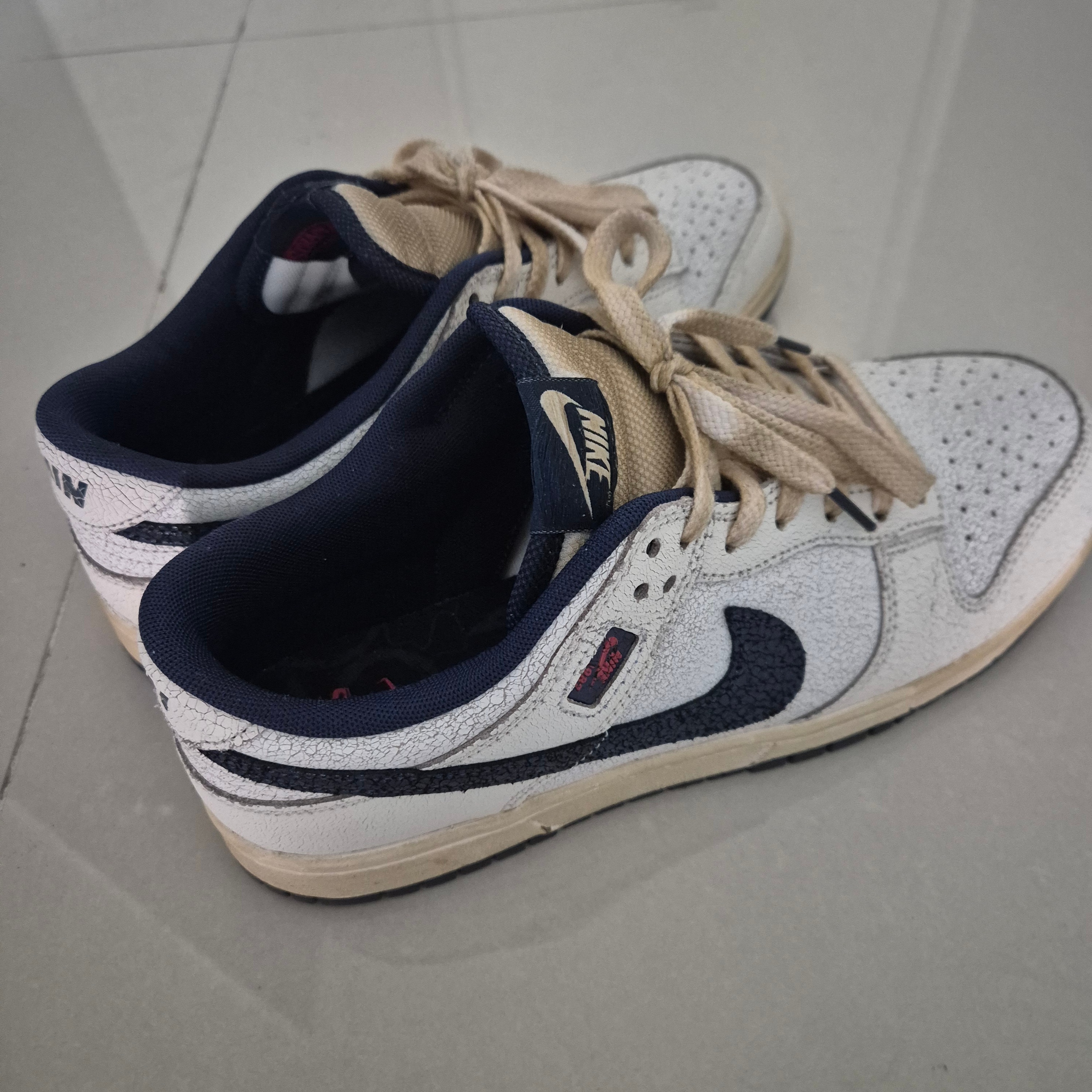 Nike x Stranger Things Dunk Low Phantom and Midnight Navy 착용 스타일 - 1