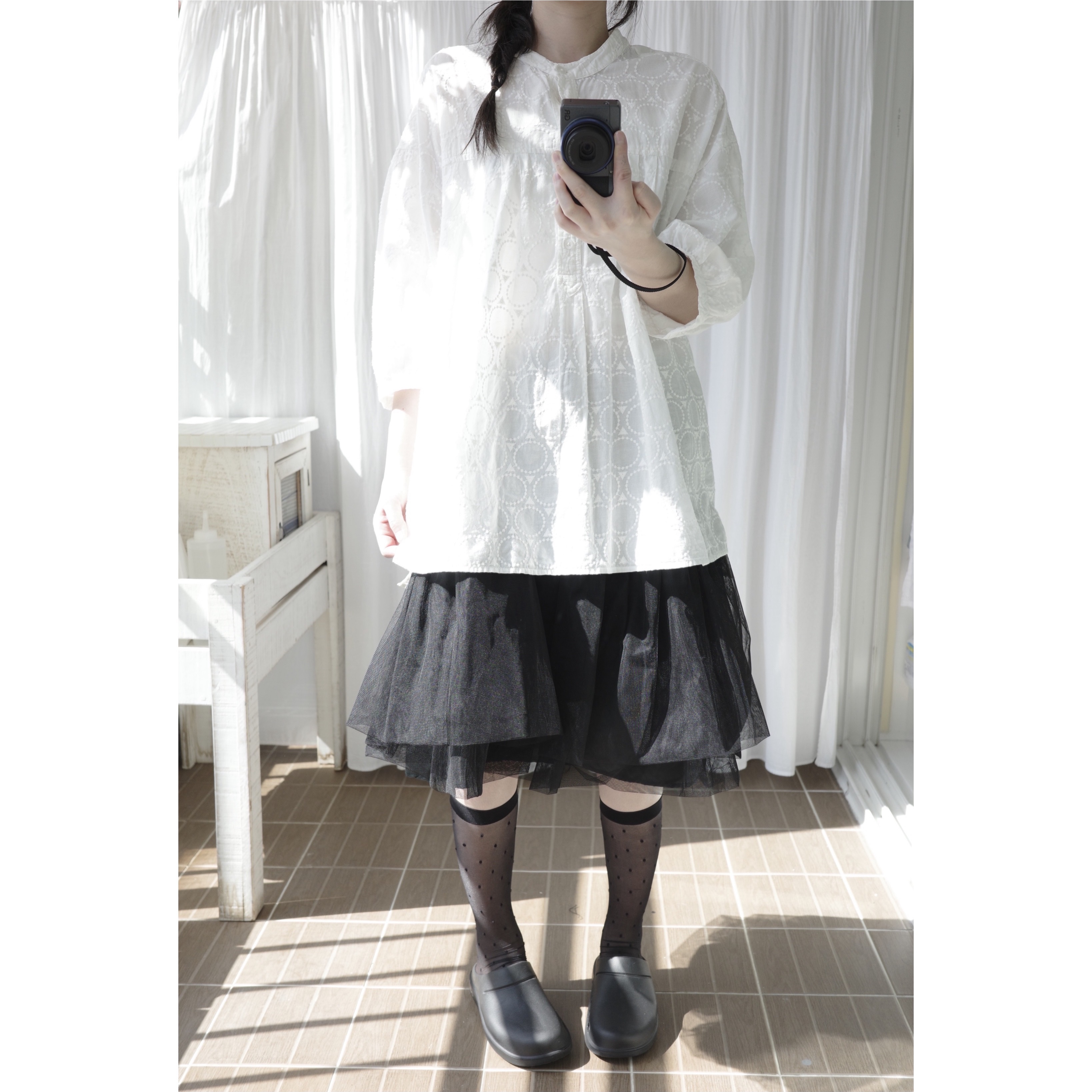 Oofos OOCloog Black 착용 스타일