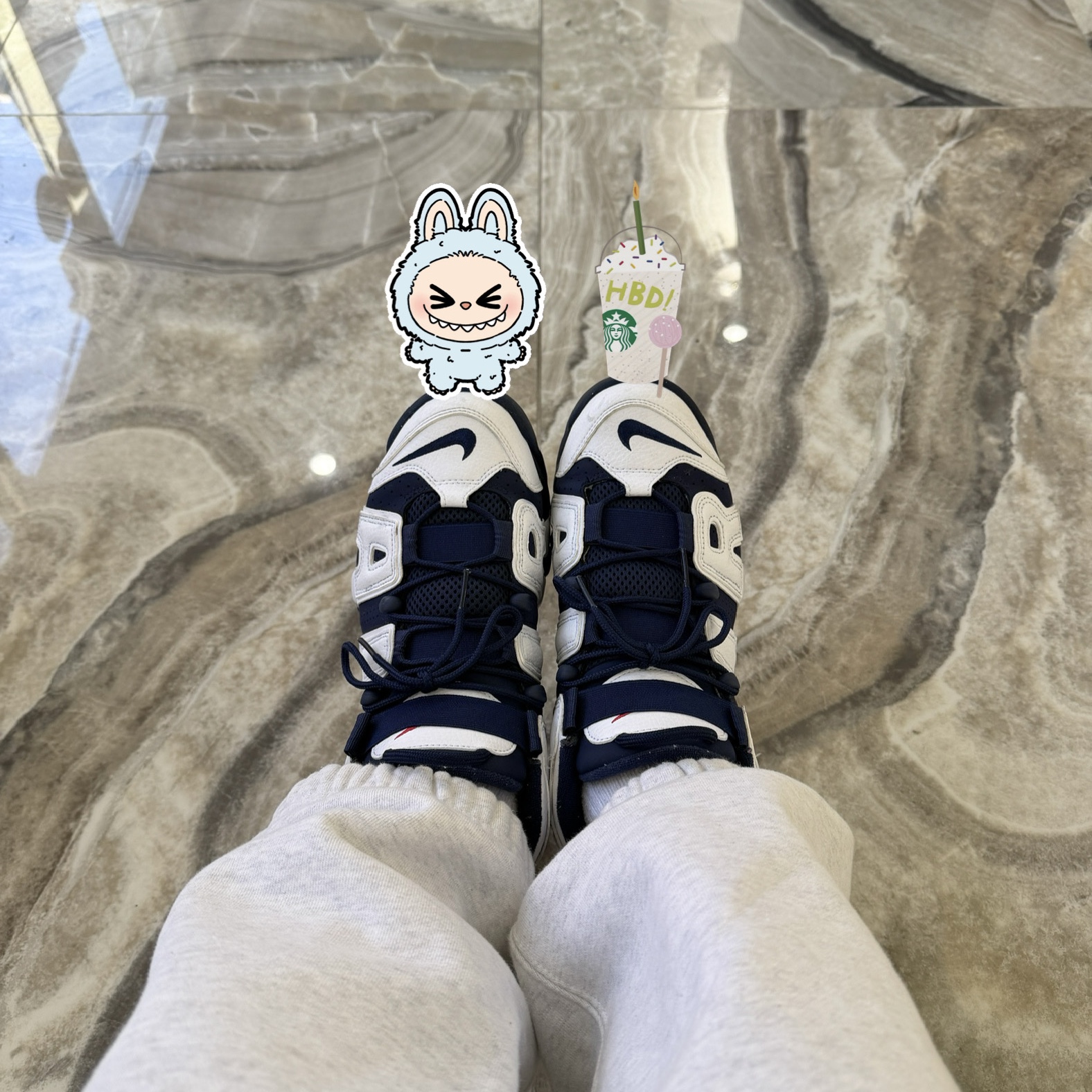 Supreme x Jordan Sweatpants Ash Grey - 24FW, Nike Air More Uptempo 96 White Midnight Navy 착용 스타일 - 1