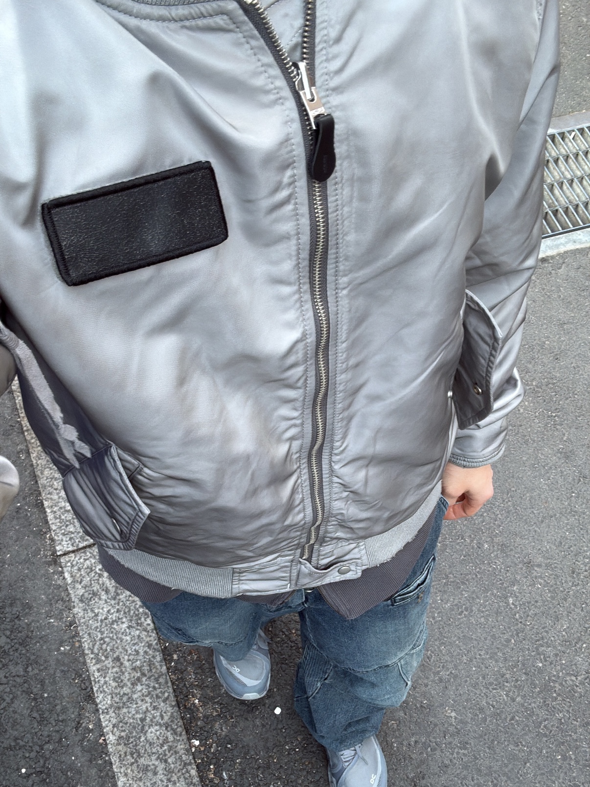 Xlim x Alpha Industries Ep.9 03 Jacket Light Gray 착용 스타일 - 3