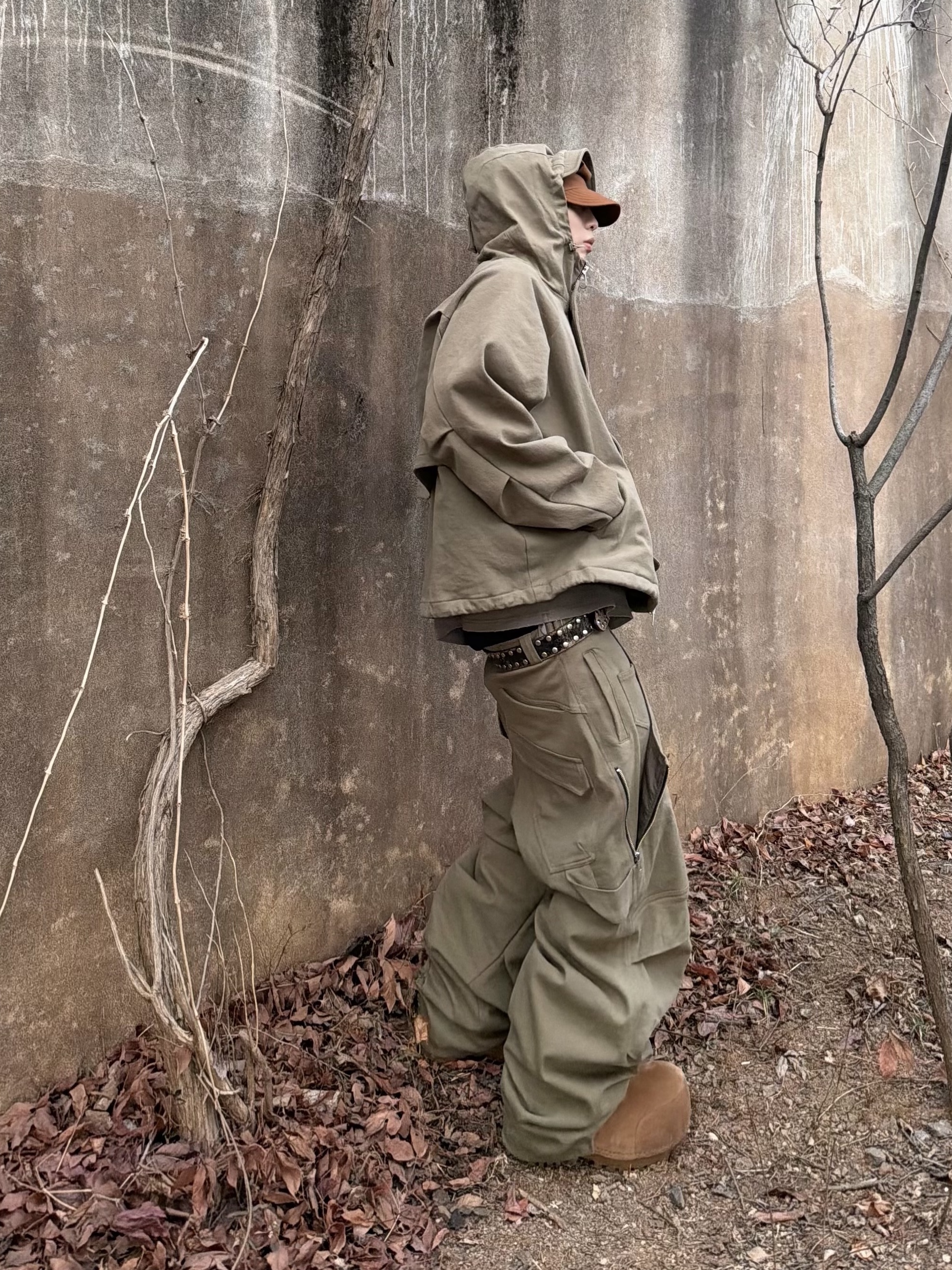 Kamien Ground Shell Moleskin Jacket Light Olive, Kamien Ground Moleskin Pants Light Olive 착용 스타일 - 4