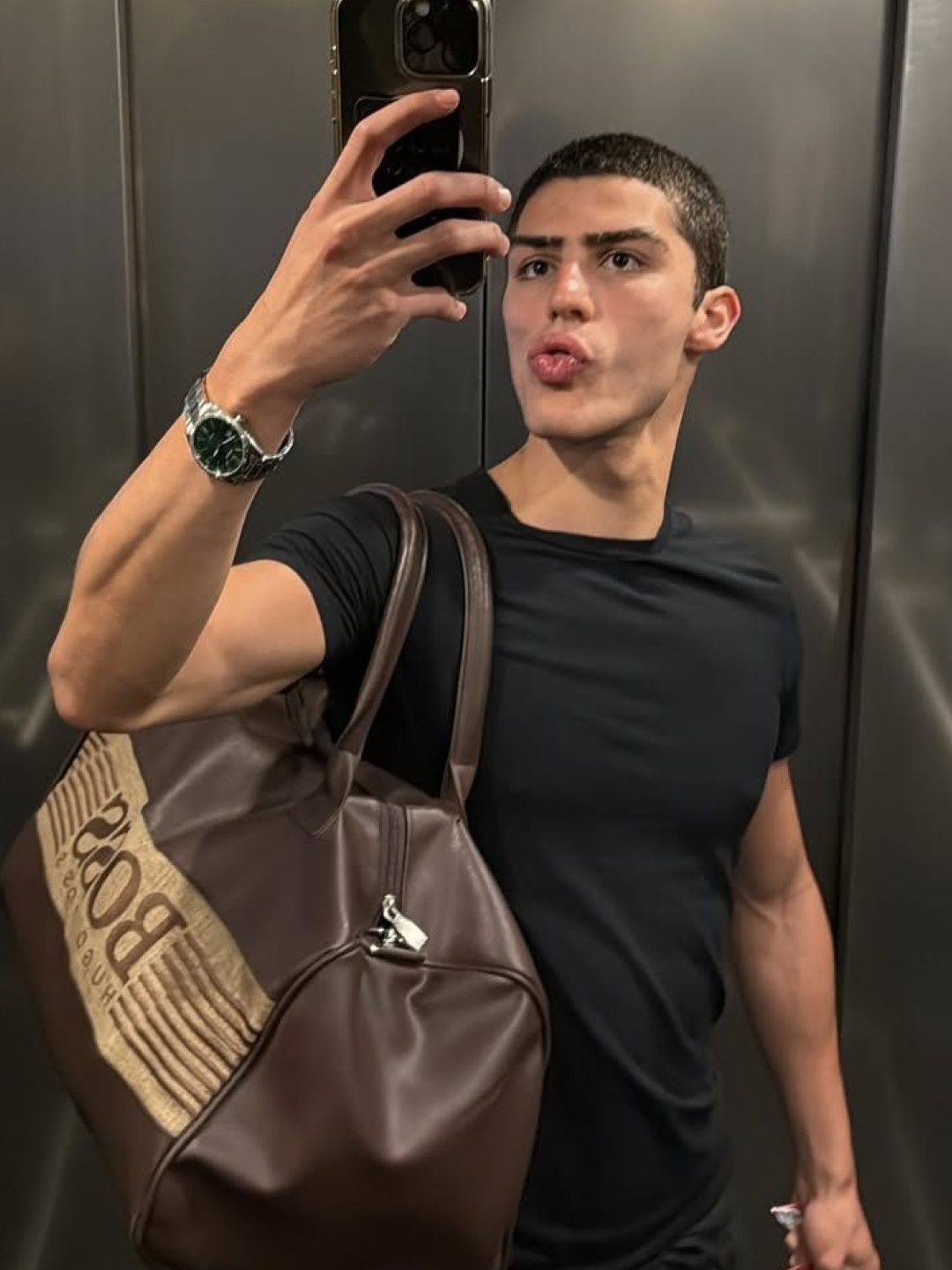 Trader Joe's Canvas Tote Bag Navy, Porter All New Tanker Sling Bag Black 착용 스타일 - 5