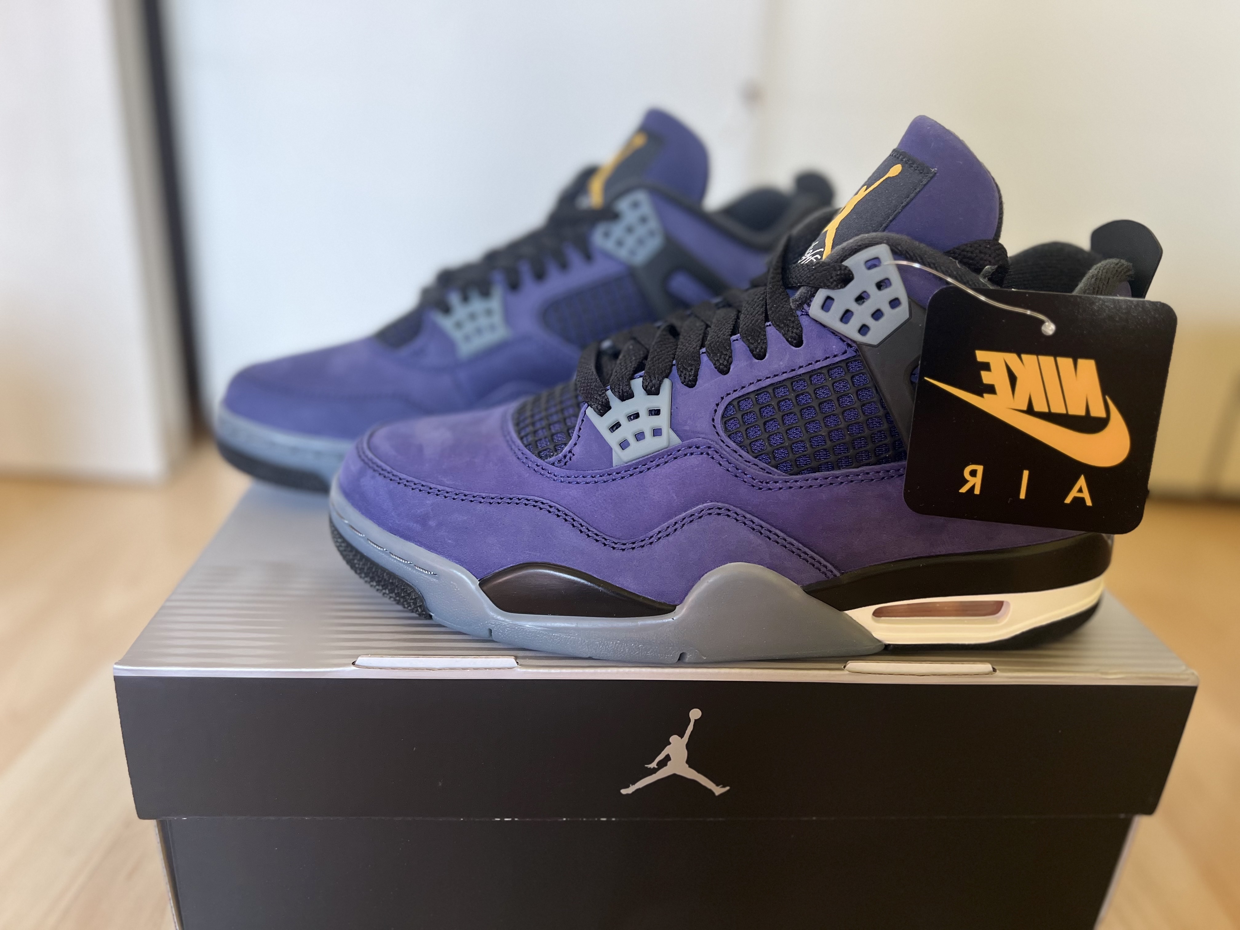 Jordan 4 Retro Imperial Purple 착용 스타일