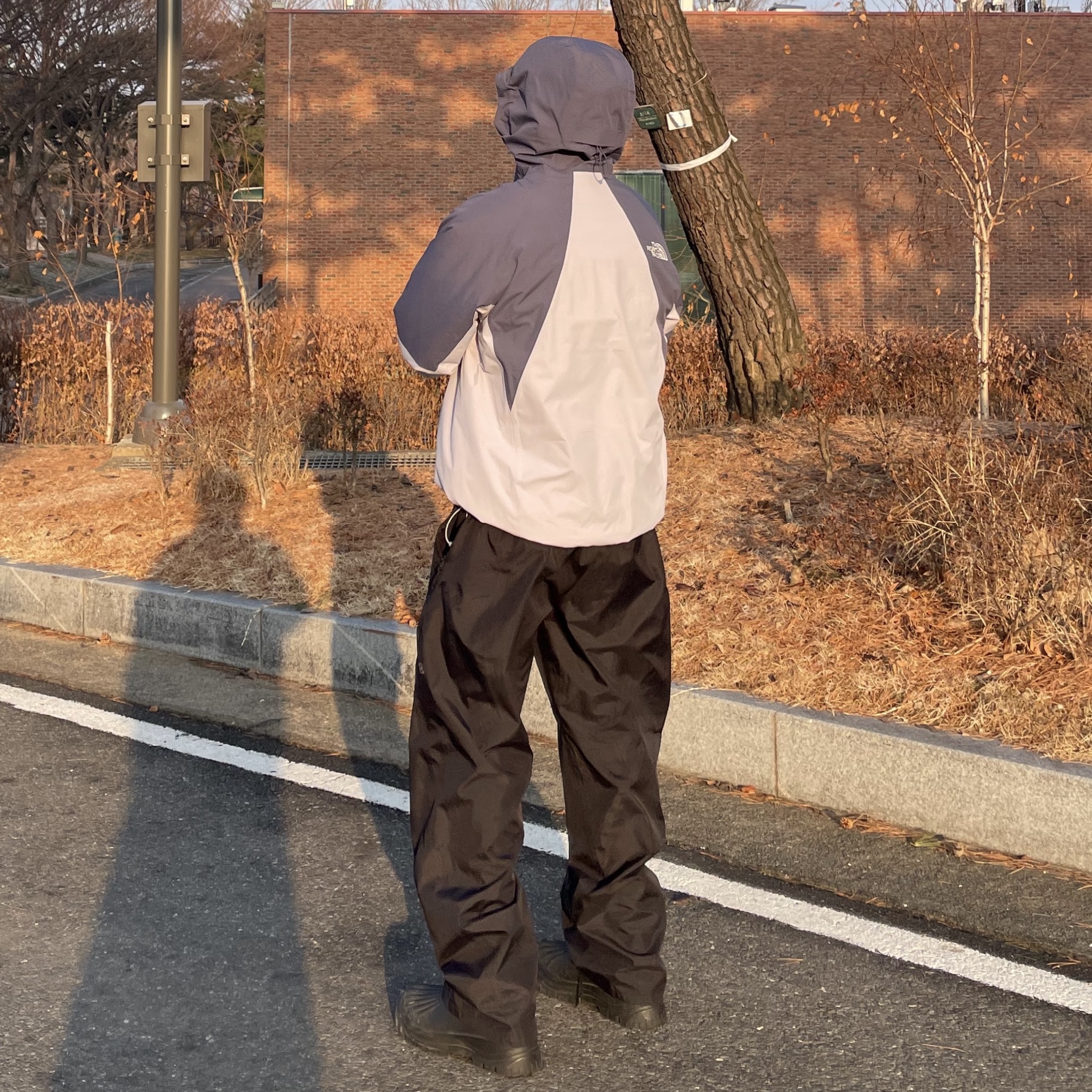 The North Face Montera Jacket Dark Shadow - 26SS 착용 스타일 - 3