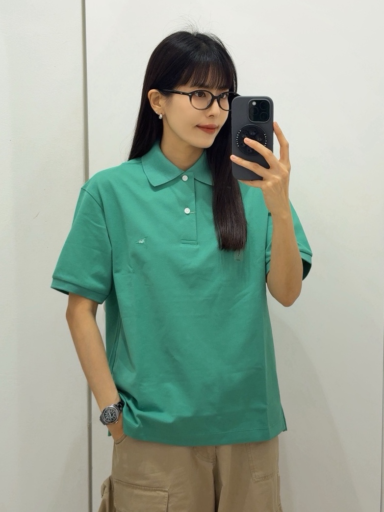 Uniqlo x JW Anderson Dry Pique Polo Shirt Green, Chanel J12 Watch 33mm Quartz Black 착용 스타일 - 3