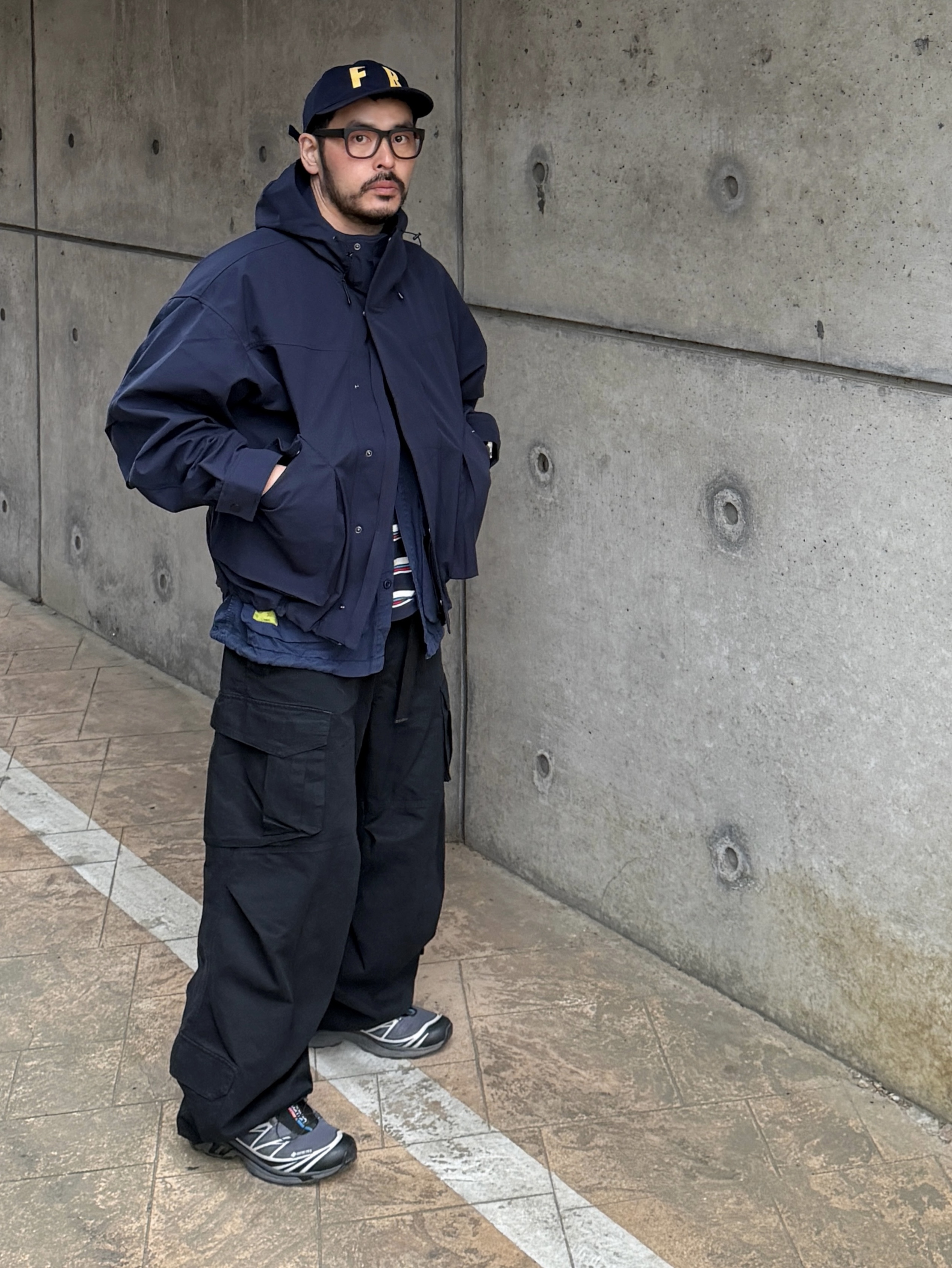 Salomon XT-6 Gore-Tex Black Ebony 착용 스타일 - 2