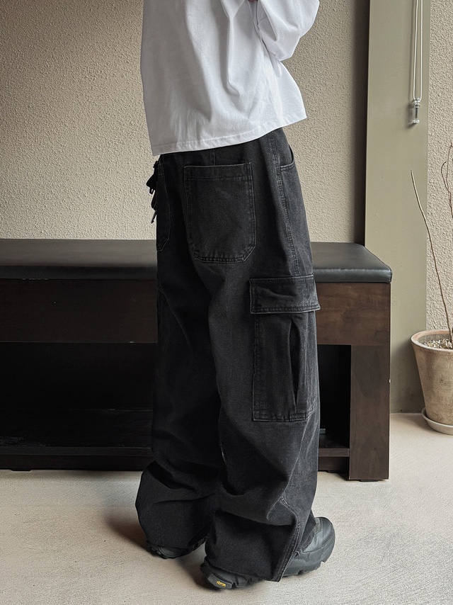 Oakley Light Breathe Triple Black, Y-3 Dad Cap Black 착용 스타일 - 7