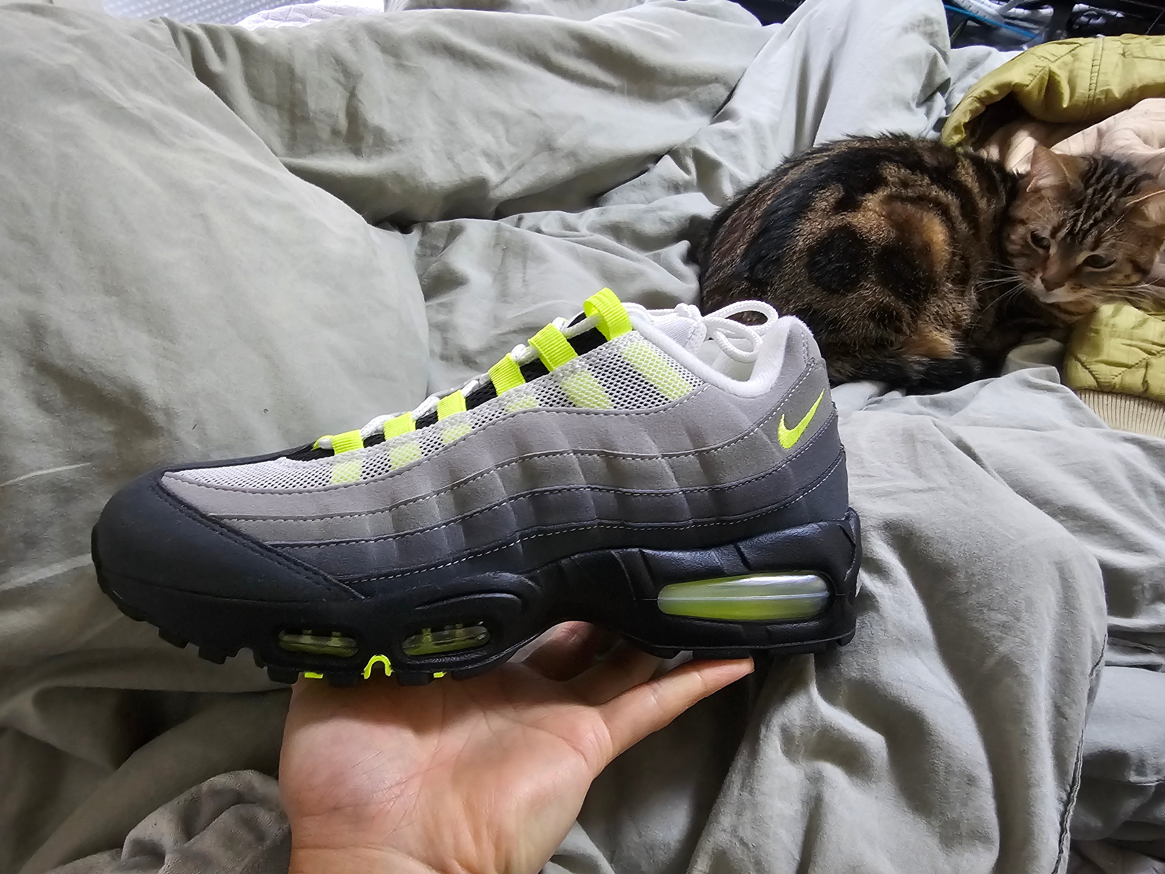 Nike Air Max 95 OG Neon 착용 스타일 - 2