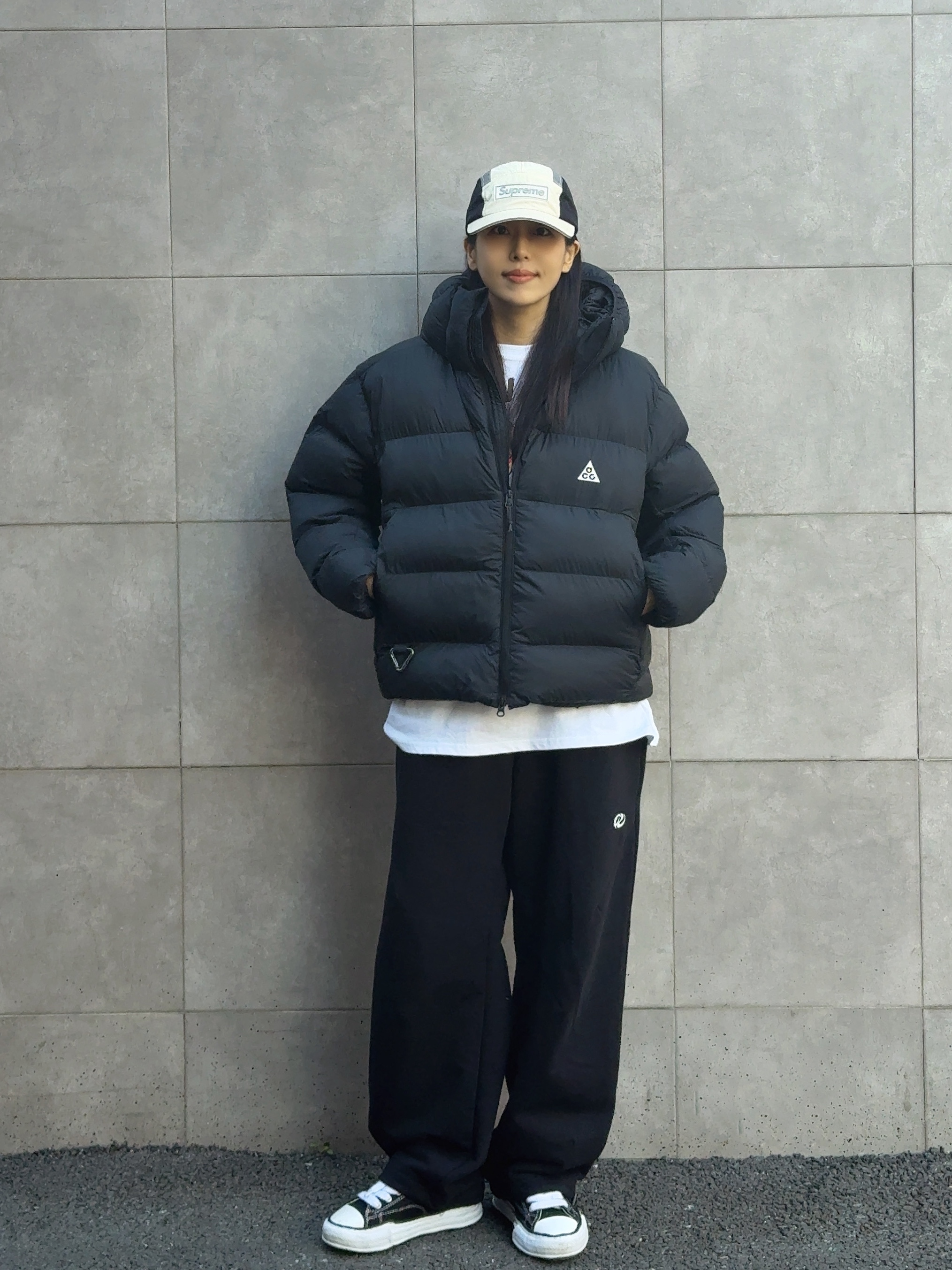 Supreme Side Mesh Camp Cap Cream - 25SS, (W) Nike ACG Lunar Lake Primaloft Therma-Fit ADV Loose Hooded Jacket Black Summit White - Asia 착용 스타일 - 1