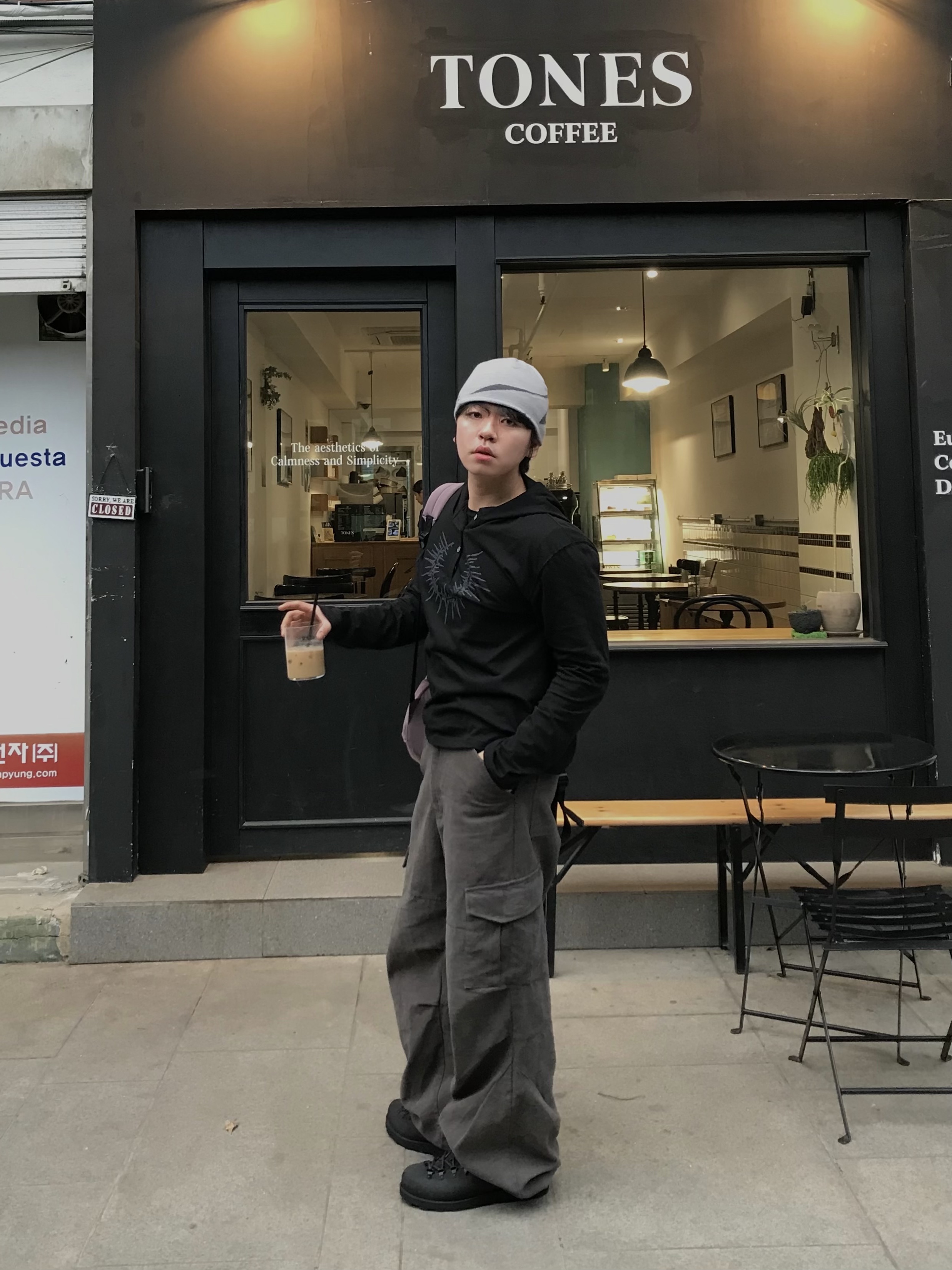 BLR Curved Logo Beanie Black/Gray, BLR Curved Logo Beanie Grey 착용 스타일 - 4