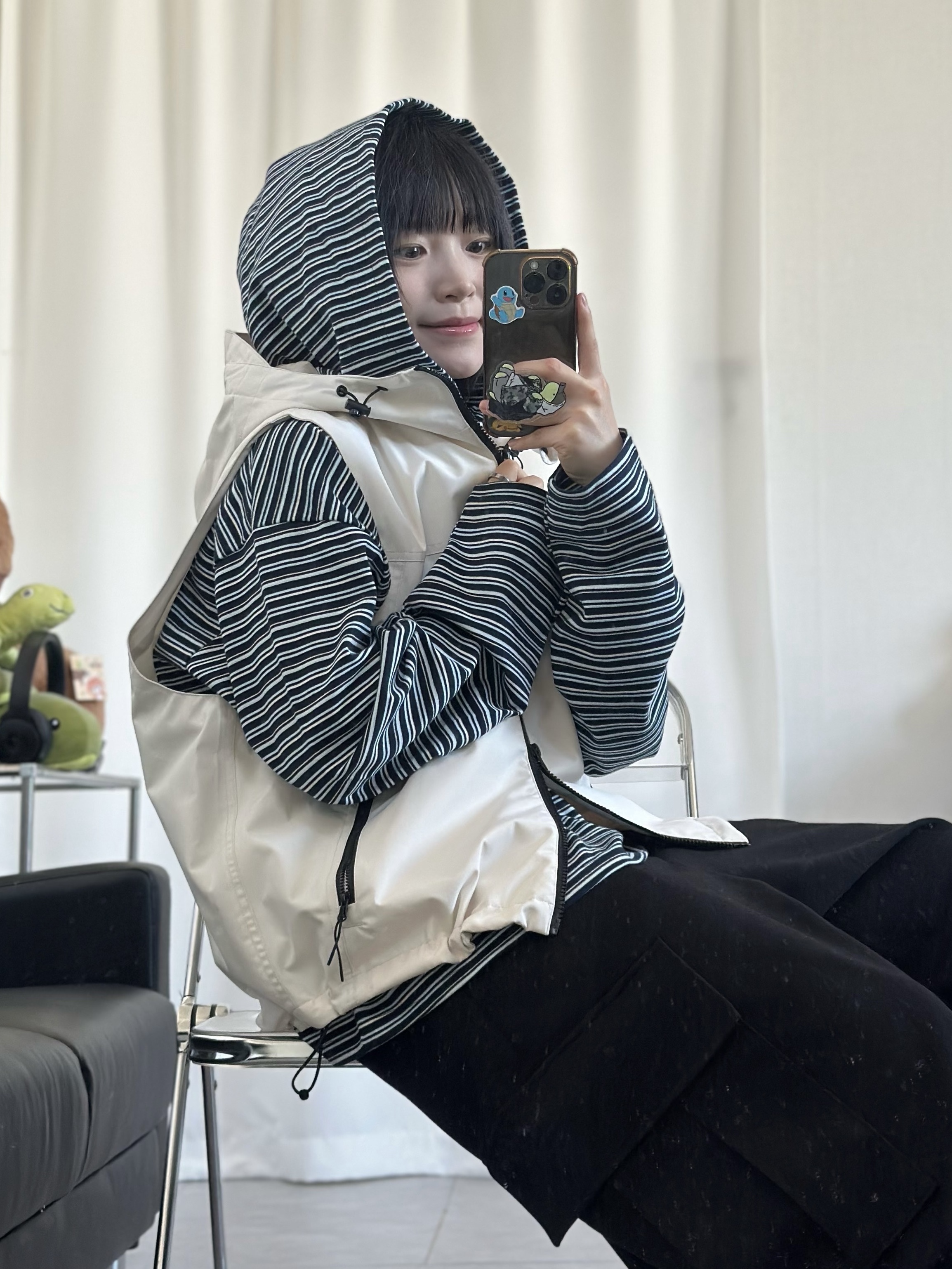 CDG Backpack Black 착용 스타일 - 5