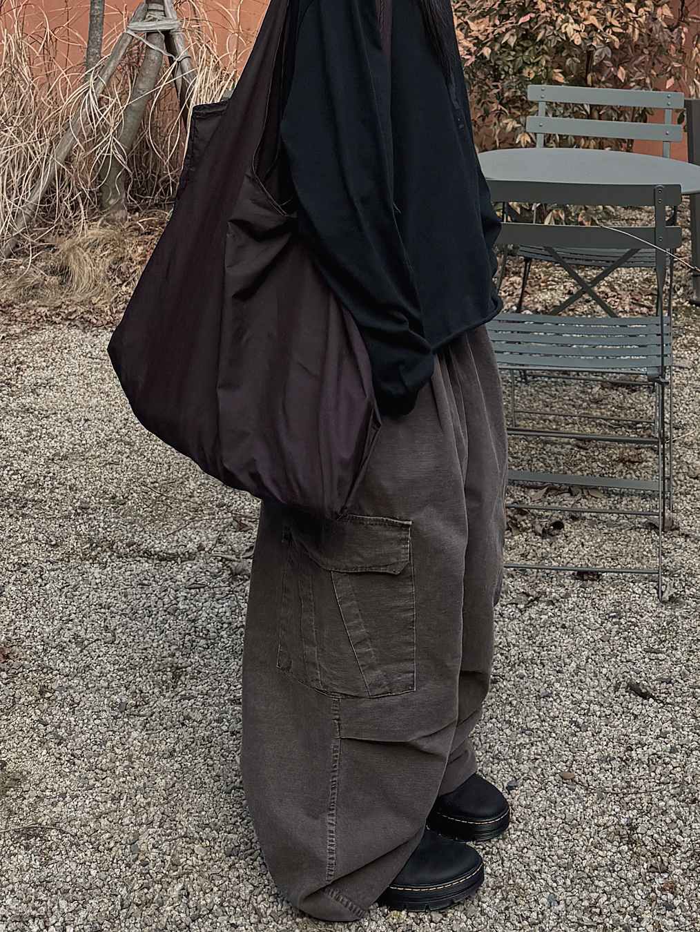 Dr. Martens Reeder Wyoming Leather Utility Shoes Black 착용 스타일 - 5