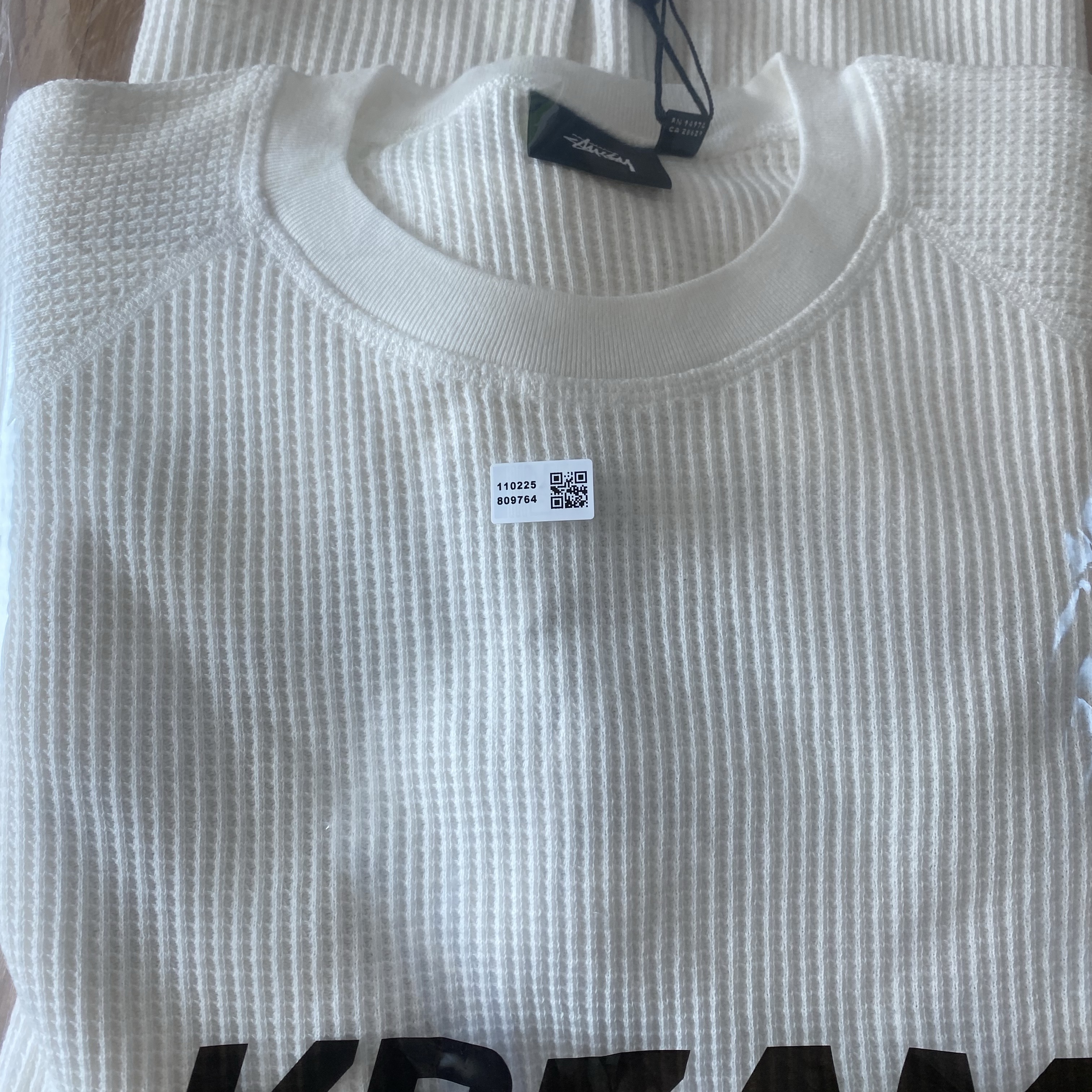 Stussy Mantra Raglan Thermal White 착용 스타일