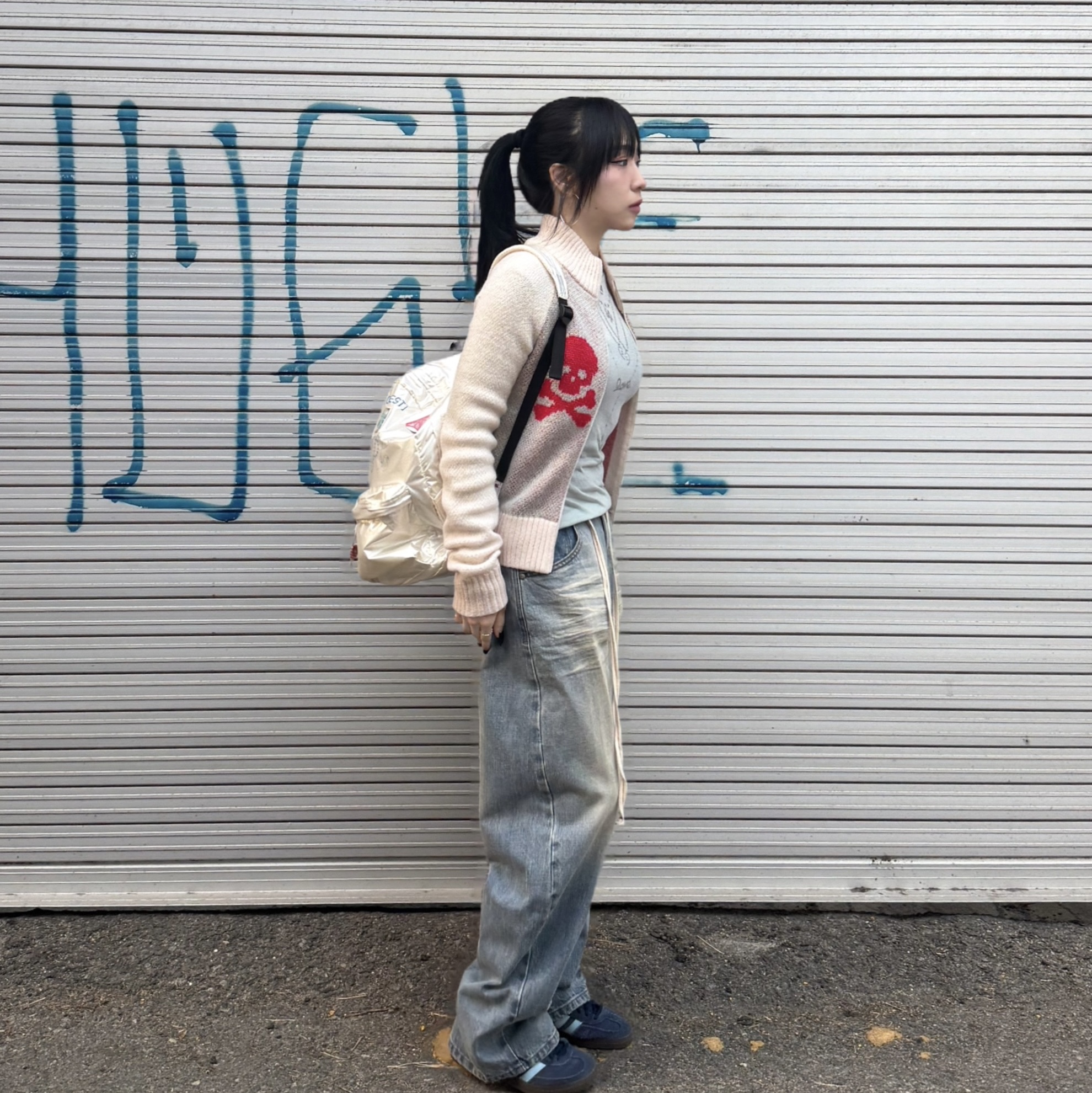 Sculptor NPC Metallic Backpack White, Sculptor NPC Metallic Backpack Pink 착용 스타일 - 2