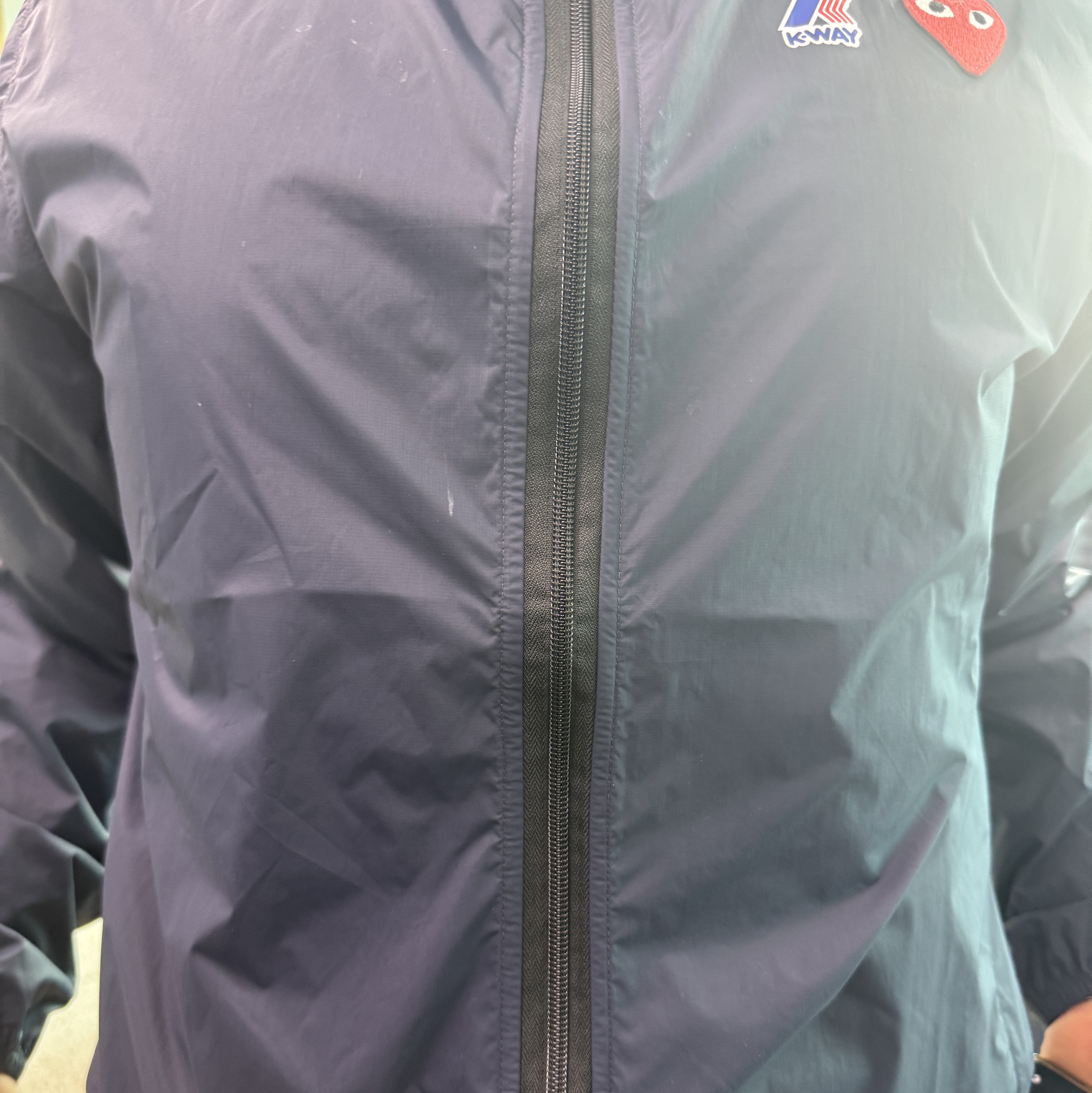 Play Comme des Garcons x K-Way Full Zip Jacket Navy 착용 스타일