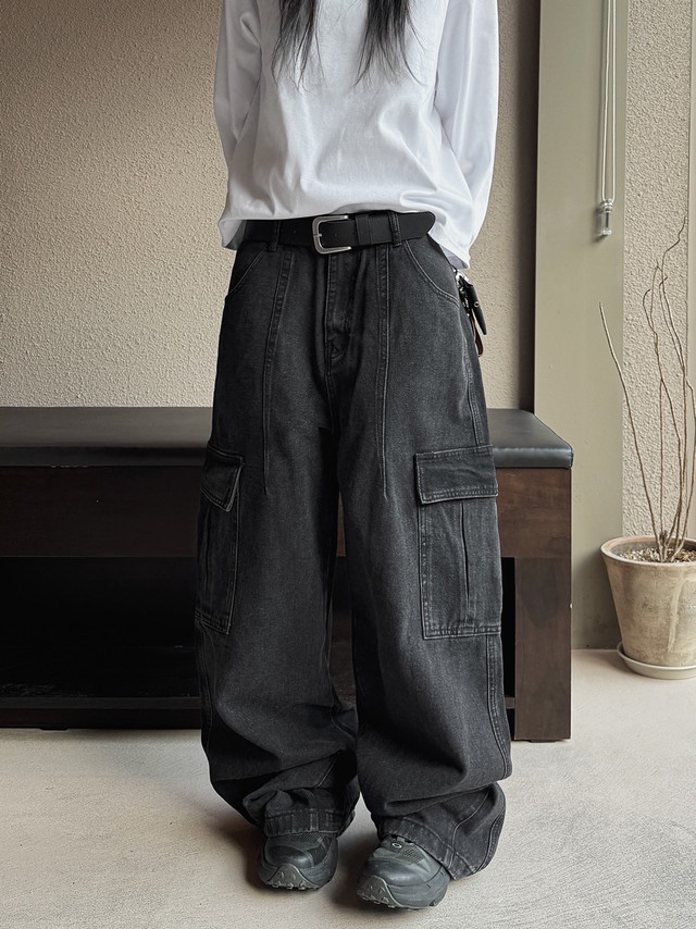 Oakley Light Breathe Triple Black, Y-3 Dad Cap Black 착용 스타일 - 6