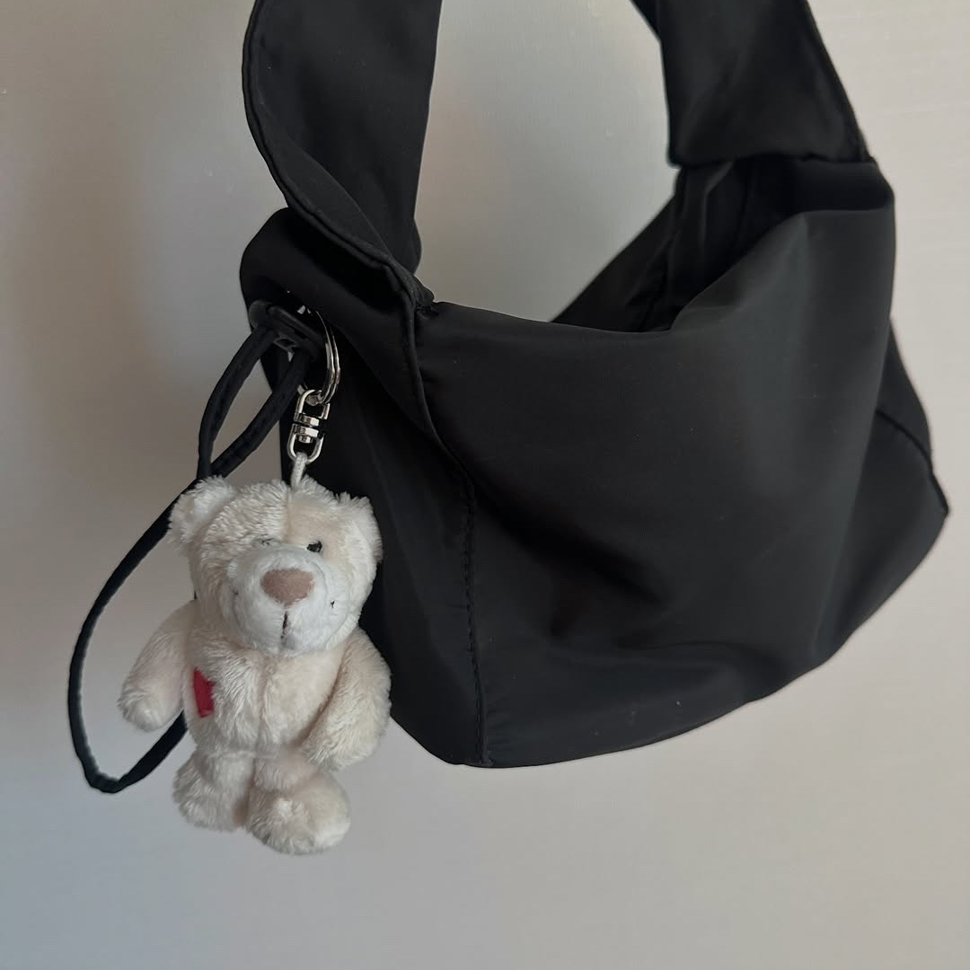 [KREAM 단독] NICI Love bear cream 10cm bb 착용 스타일 - 1