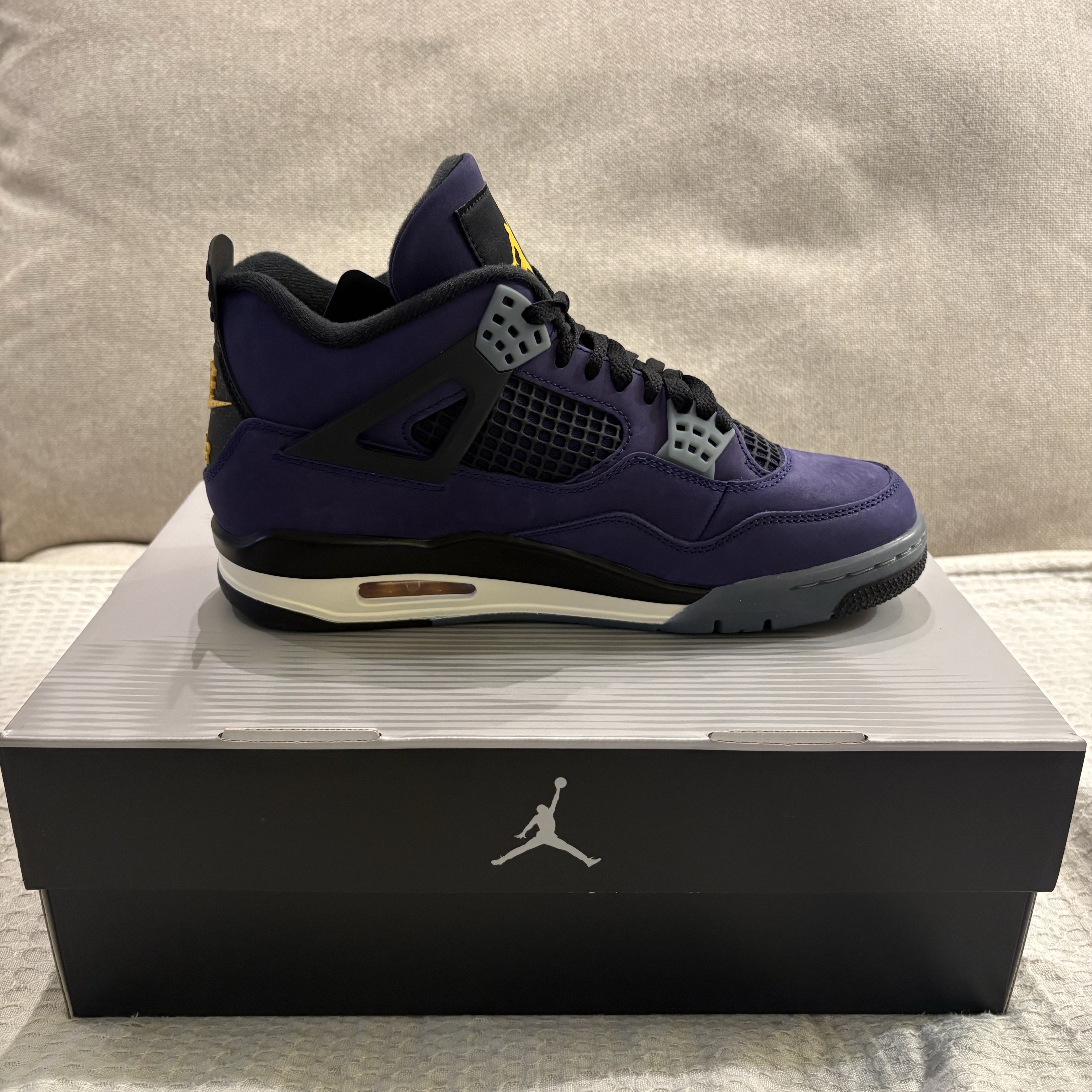 Jordan 4 Retro Imperial Purple 착용 스타일 - 3