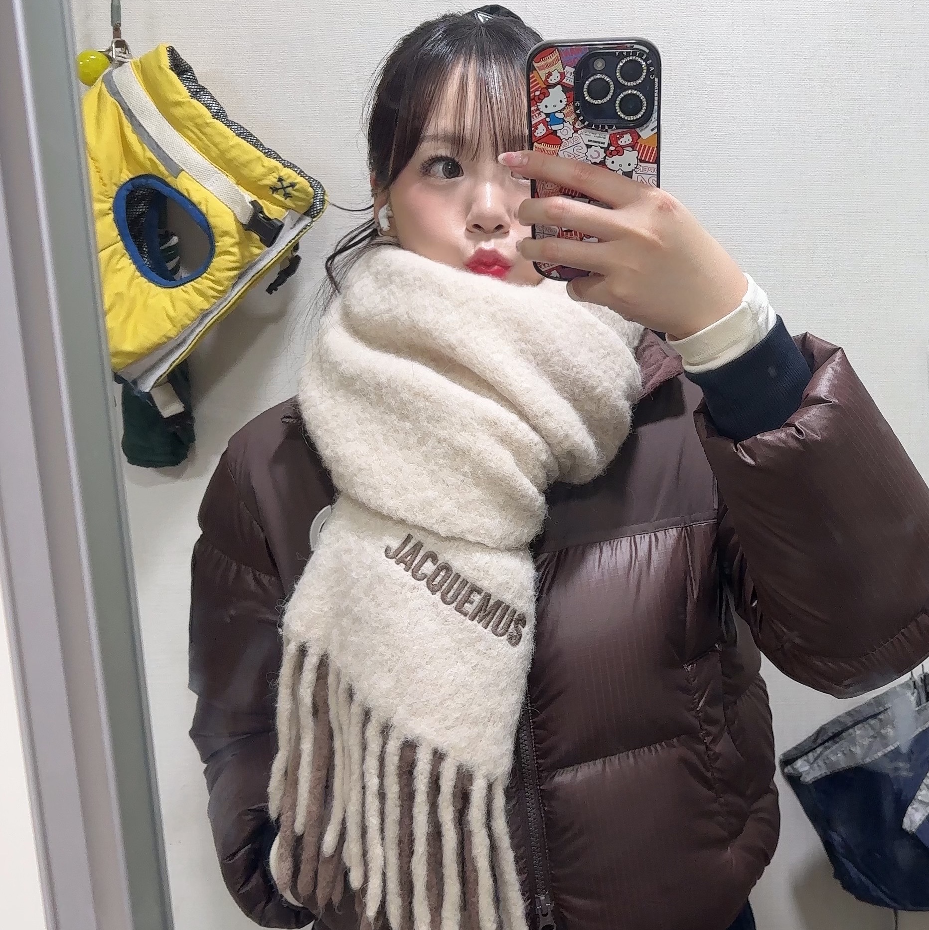 Jacquemus L'echarpe Moisson Gradient Muffler Multi Beige 착용 스타일