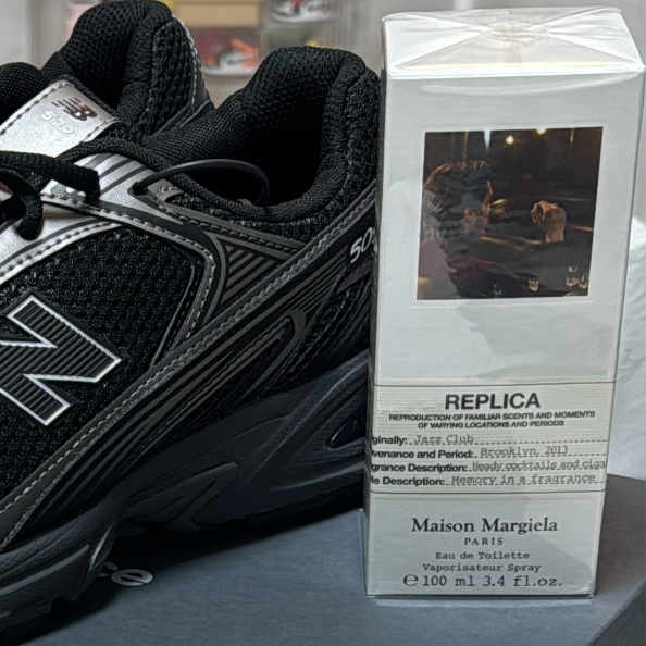 Maison Margiela Replica Jazz Club Eau De Toilette 100ml, New Balance 509 Black 착용 스타일