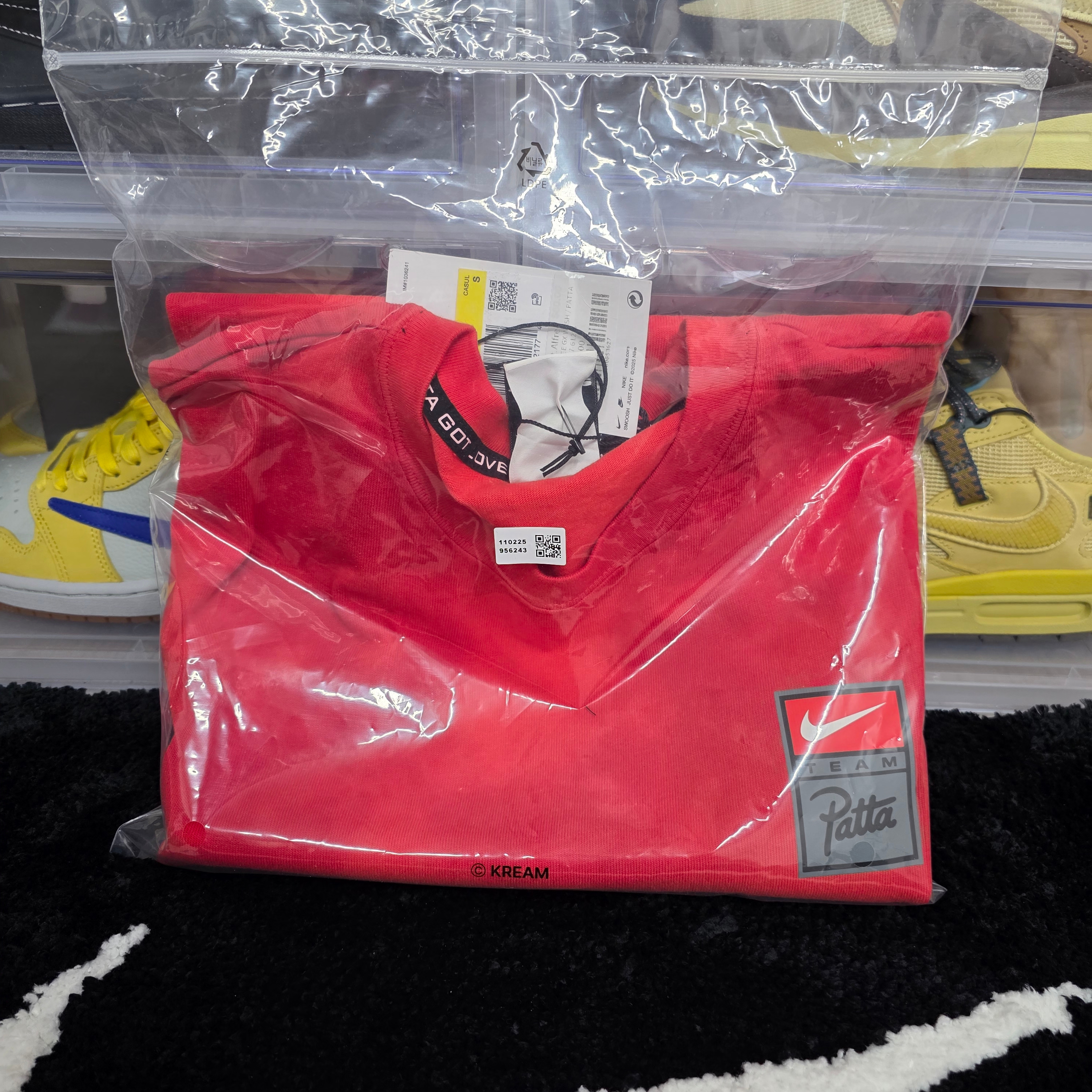 Nike x Patta Track Jacket Particle Grey Sapphire (HJ0712-073), Nike x Patta Track Pants Particle Grey Sapphire (HJ0737-073) 착용 스타일 - 3