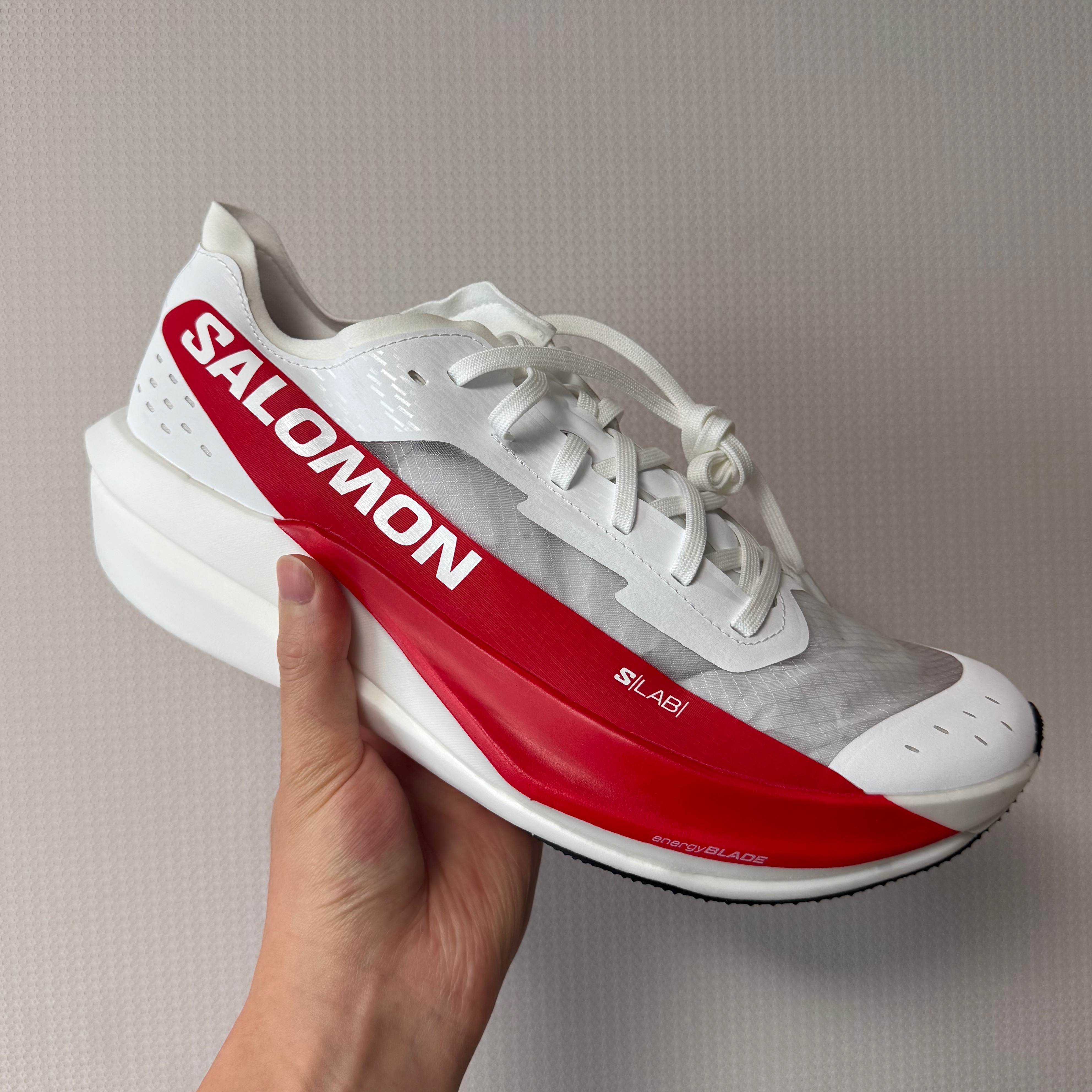Salomon S/LAB Phantasm 2 White High Risk Red 착용 스타일