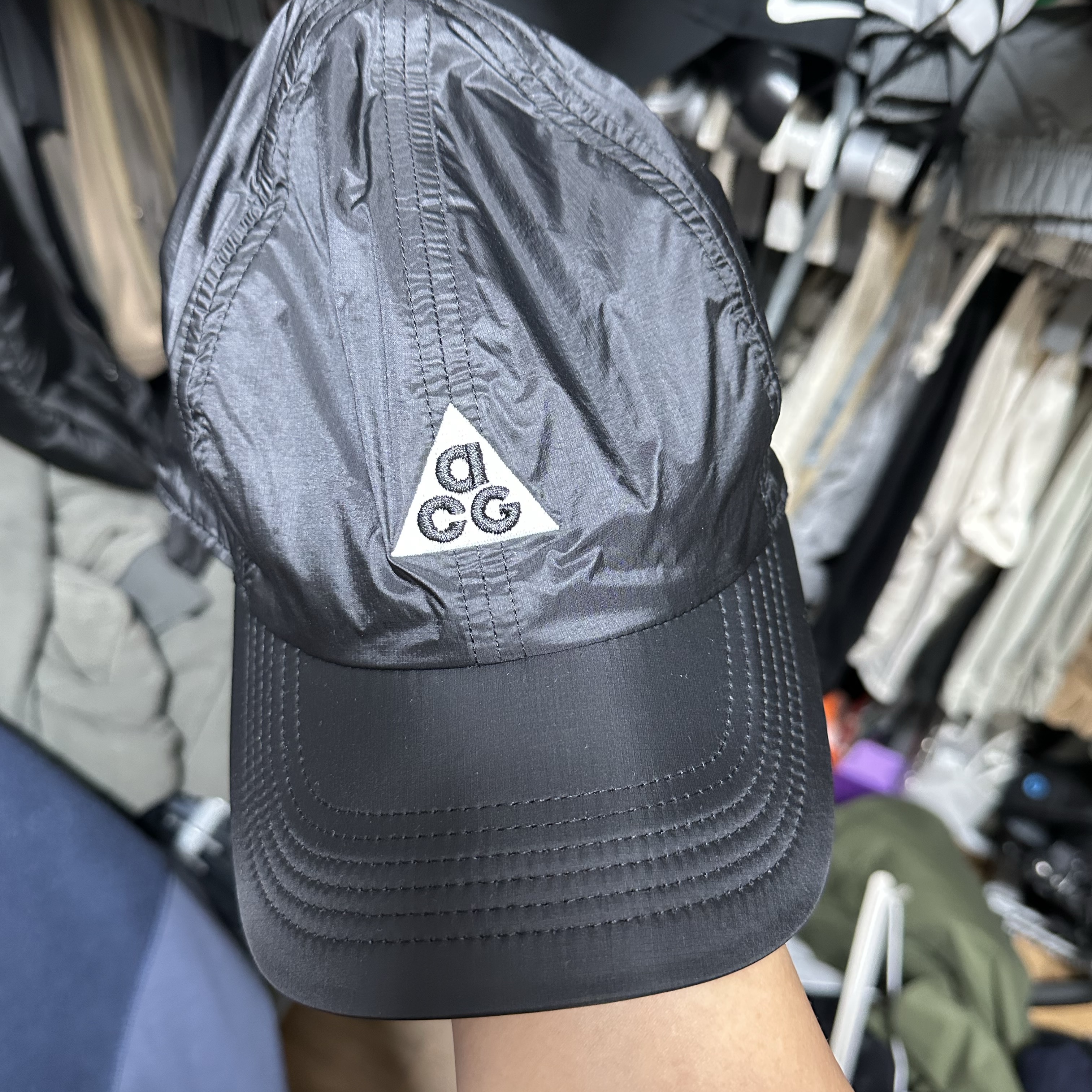 Nike ACG Trail Cap Black 착용 스타일