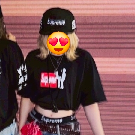 Supreme Stick T-Shirt Black - 25FW 착용 스타일 - 2