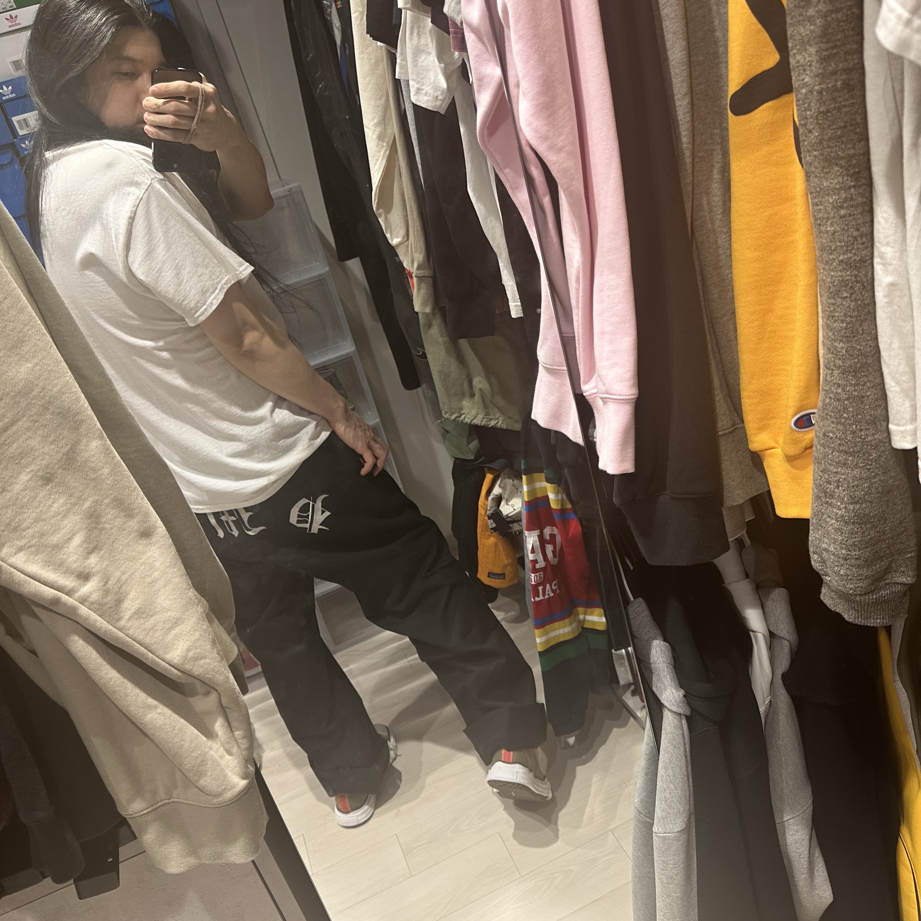 Peaceminusone Work Pants #1 Khaki, Maison Mihara Yasuhiro Peterson OG Sole Canvas Bandana Low-top Sneakers Black 착용 스타일 - 3