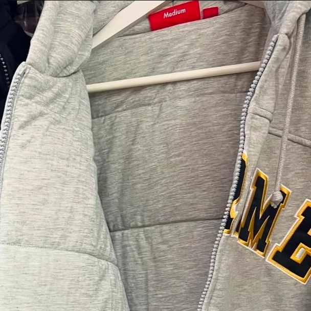 Supreme Filled Zip Up Hooded Sweatshirt Heather Grey - 26SS 착용 스타일 - 3