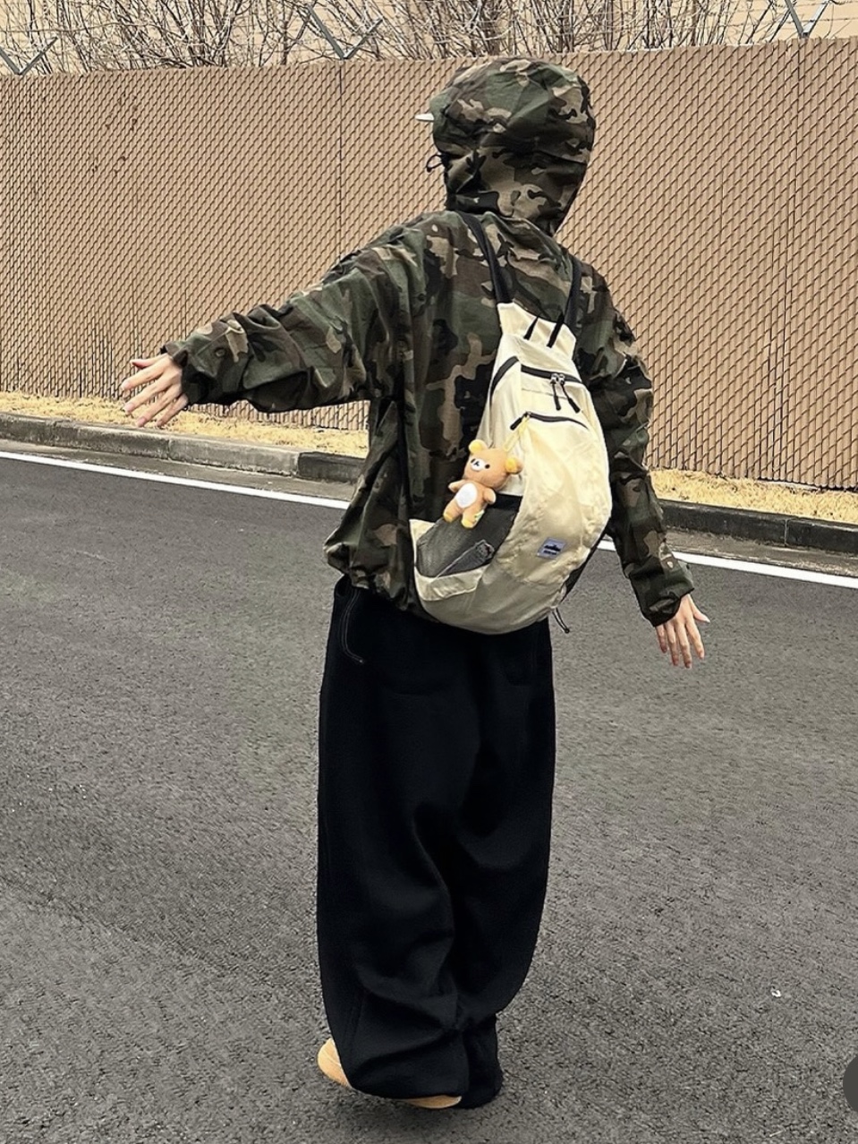 Aoiro 6-Panel Bone A/N Cap Olive, Nike Air Force 1 '07 WB Flax 착용 스타일 - 4