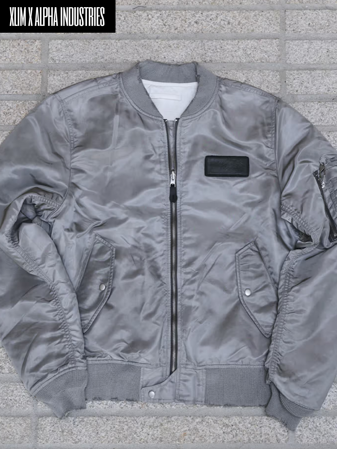 Xlim x Alpha Industries Ep.9 03 Jacket Light Gray 착용 스타일 - 2