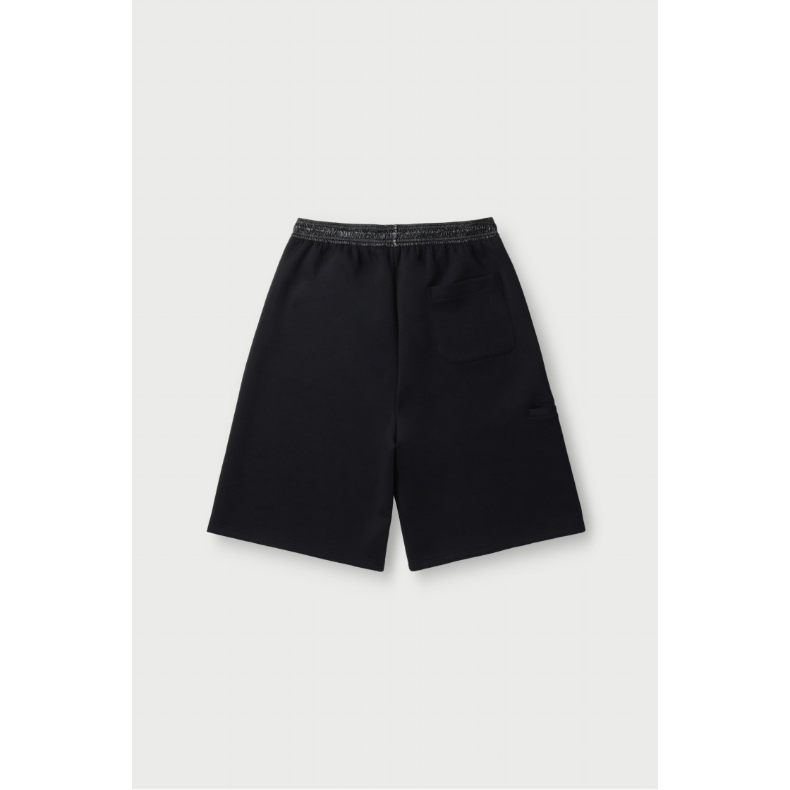 이로 비브리오 밴딩 배색 롱 버뮤다 쇼츠 블랙(IRO Vibrio Banding Color-Block Long Bermuda Shorts Black) - 3