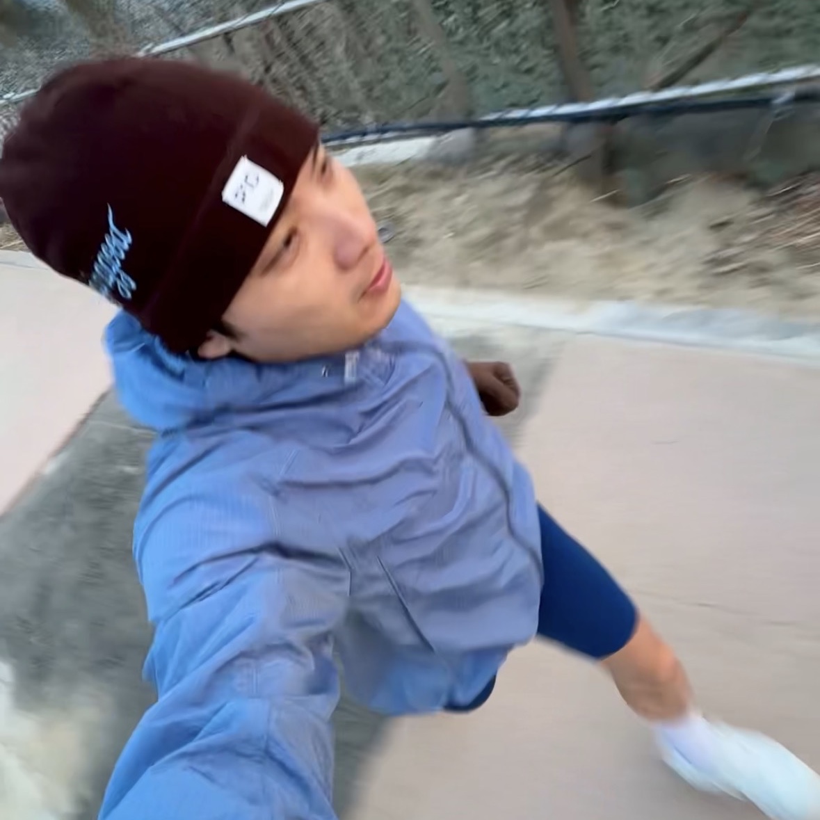 On Running x Post Archive Faction (Paf) Cloudmonster 2 Vapor Frost, Tracksmith Turnover Half Unlined Tights Black 착용 스타일 - 2