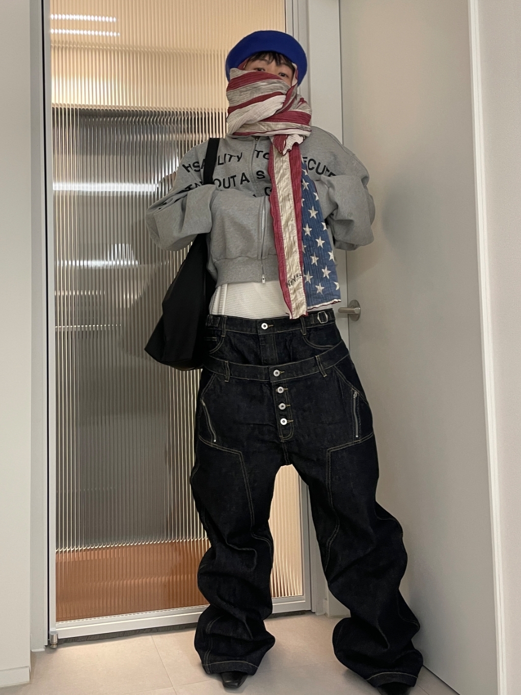 ROARINGRAD Double Obi Zip Denim Pants Indigo 착용 스타일