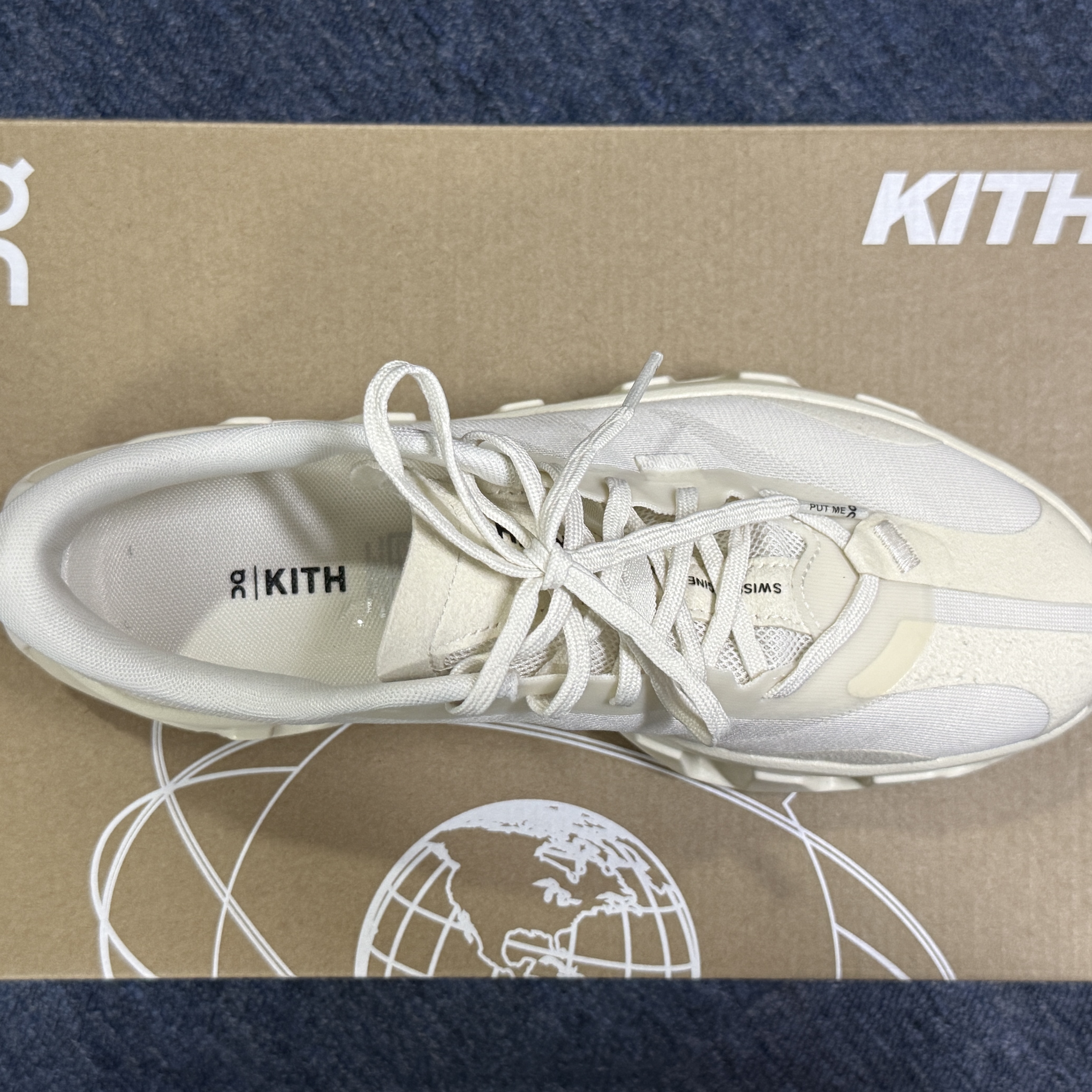 (W) On Running x Kith K-Tech 1 Tofu 착용 스타일 - 3