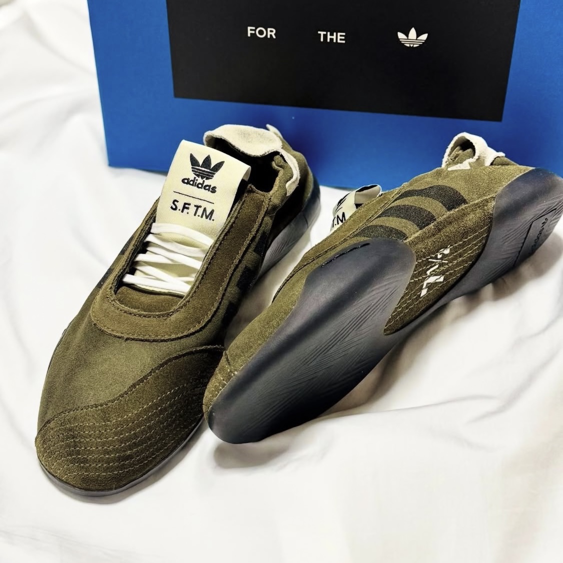 (W) Adidas x Song for the Mute Taekwondo Mei Olive Core Black 착용 스타일