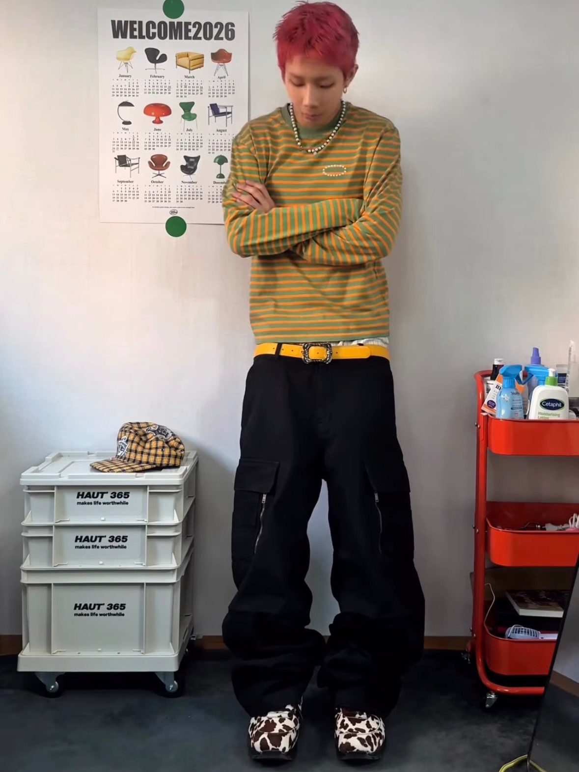 AX CONNECTION Tactical Cargo Washed Wide Denim Pants 착용 스타일 - 1