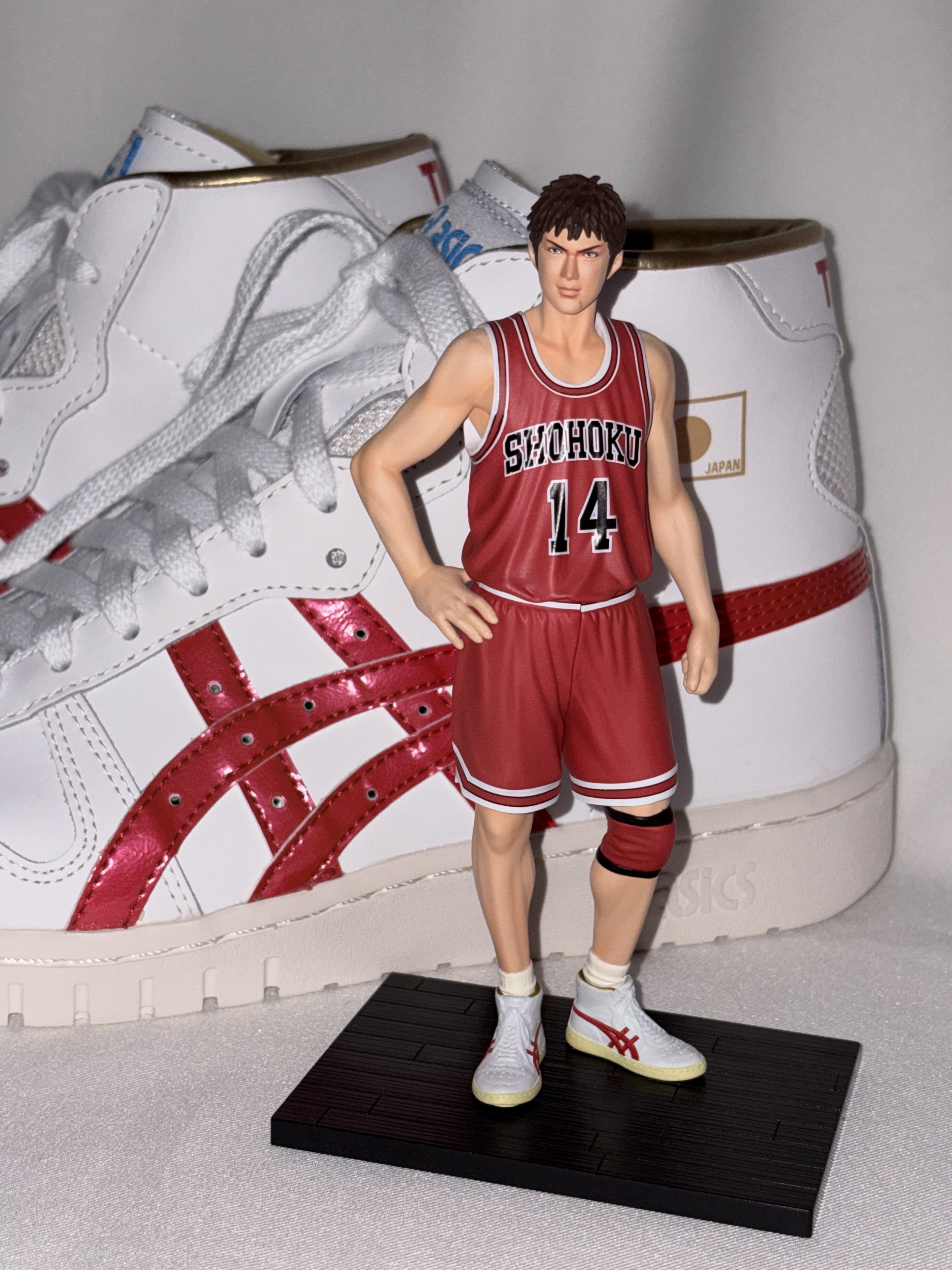 Asics Japan L Retro White Red, The First Slam Dunk One And Only Shohoku Starting Member Jeong Daeman 착용 스타일 - 1