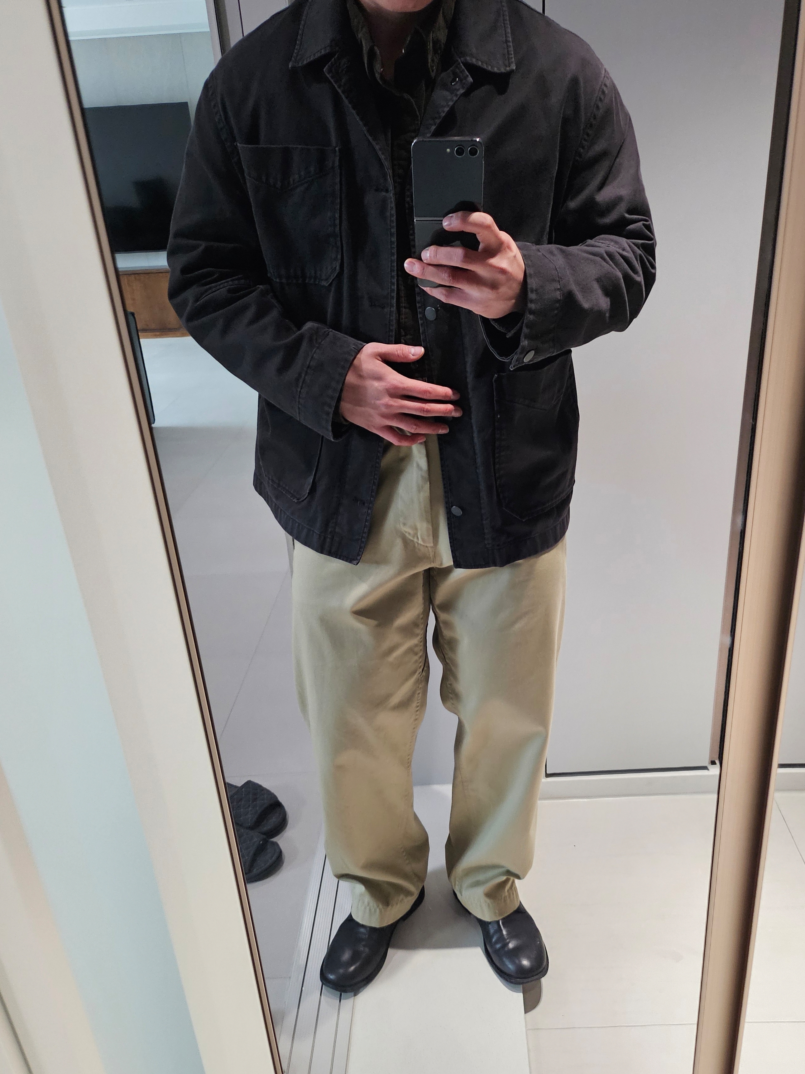 Nanamica Wide Chino Pants Khaki, Kinchi Shower - 808 (a) Black 착용 스타일 - 1