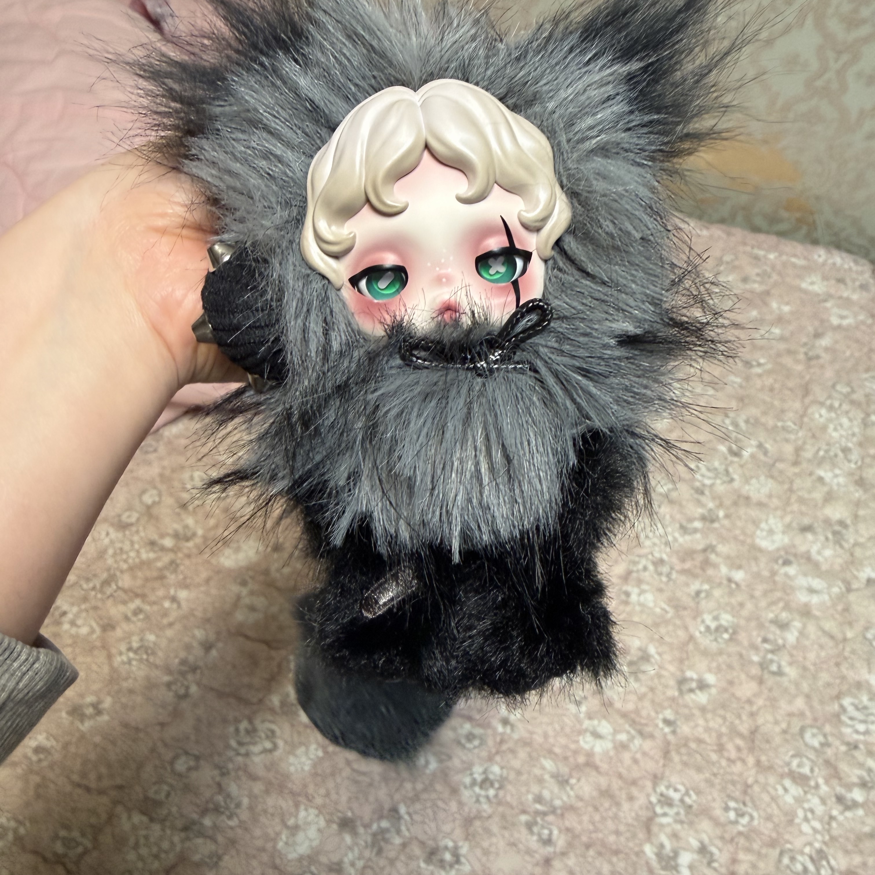 Pop Mart Skullpanda You Found Me ! Series Plush Doll Pendant Buddy Doggie (Opened Case) 착용 스타일