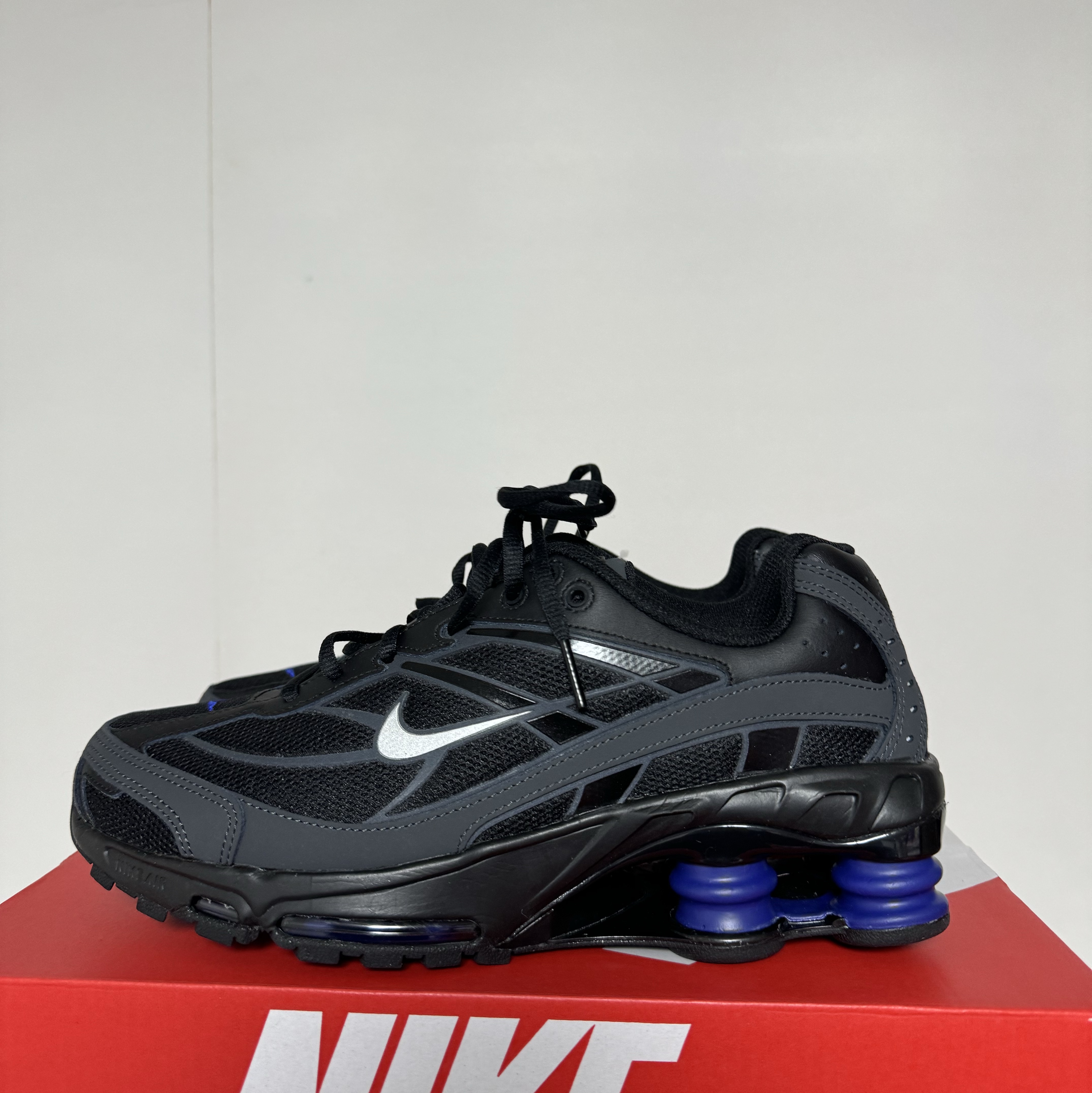 Nike Shox Ride 2 Black Deep Royal Blue 착용 스타일